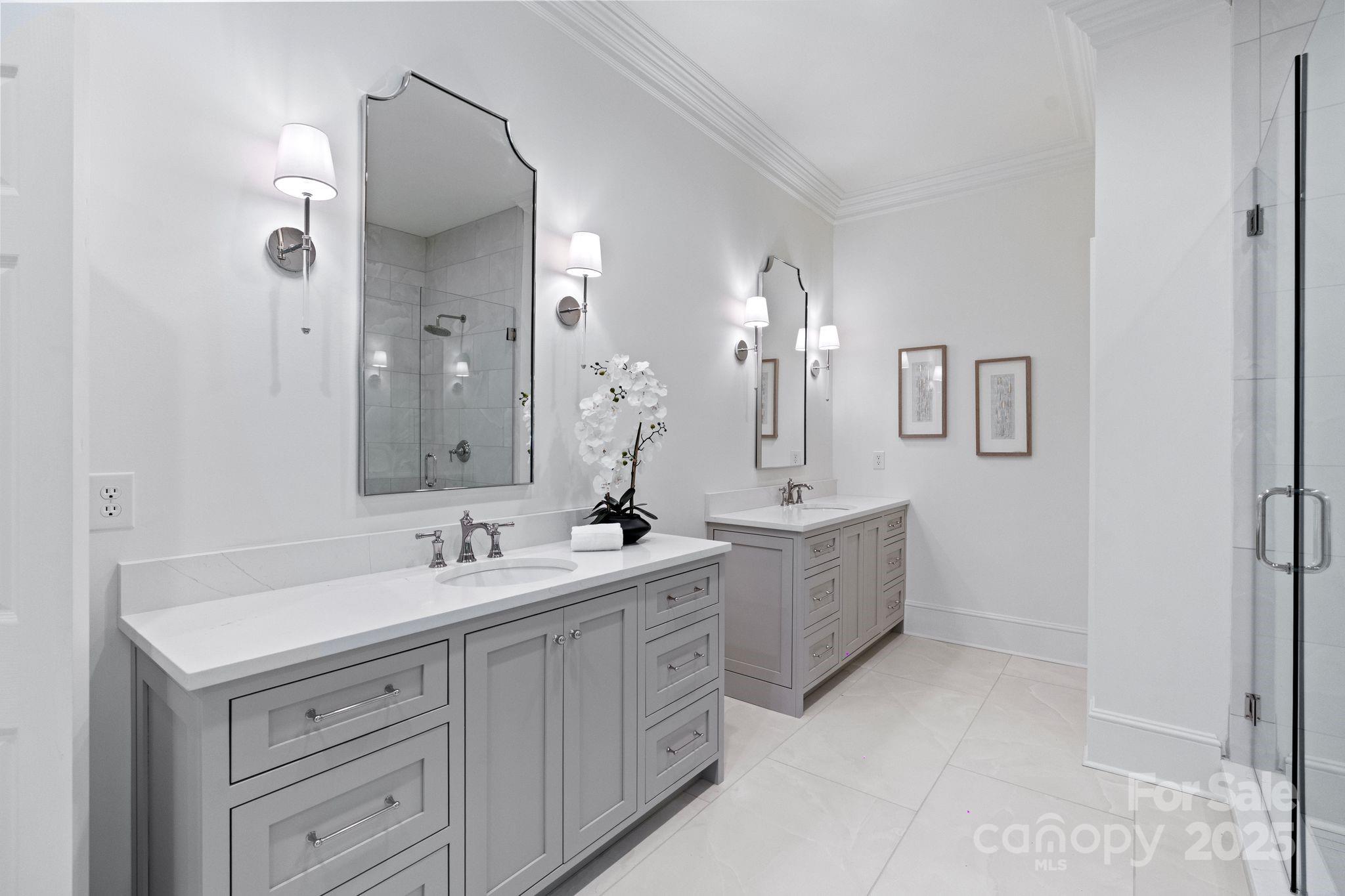 4920 Parview Drive S