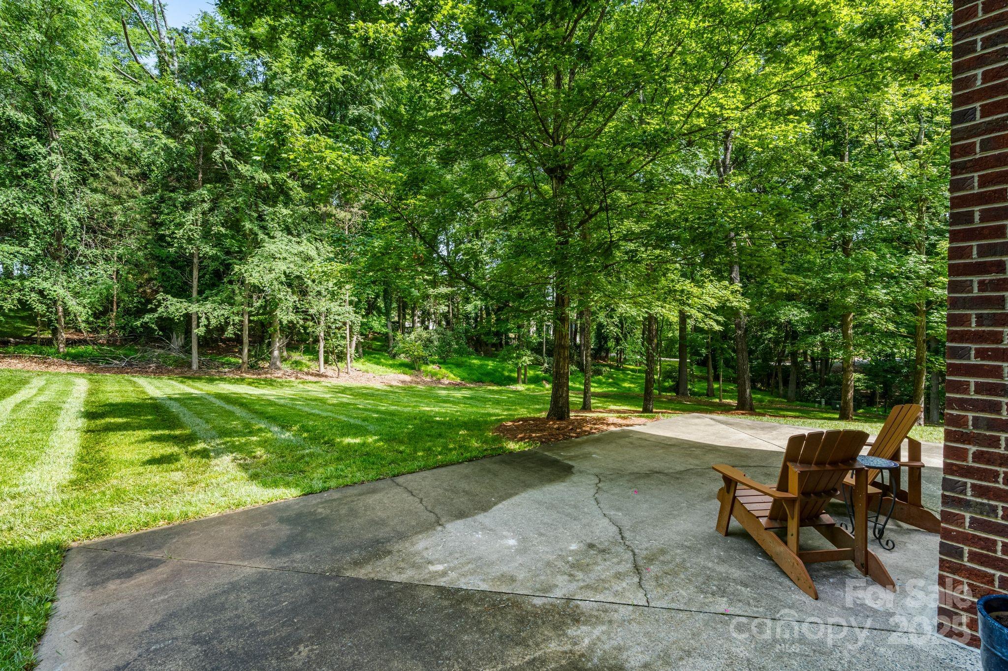 4920 Parview Drive S