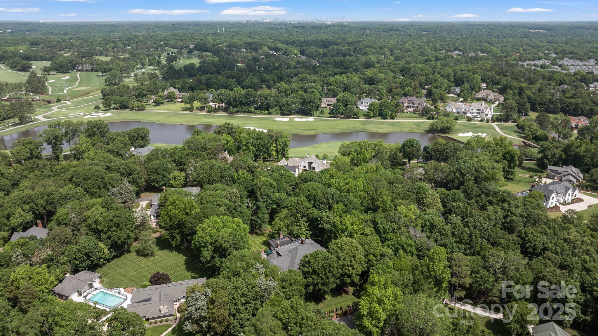 4920 Parview Drive S