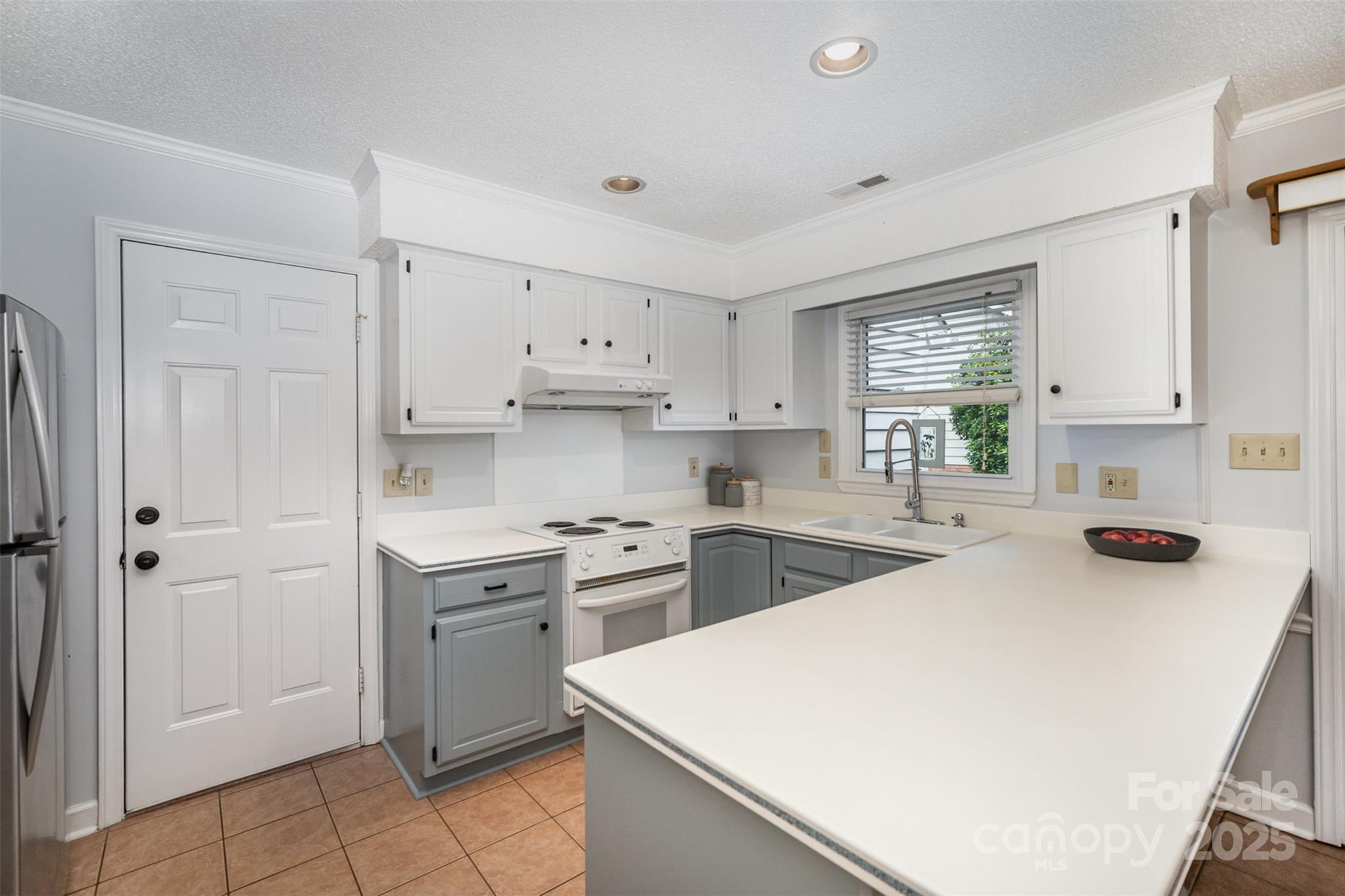1014 Covewood Court