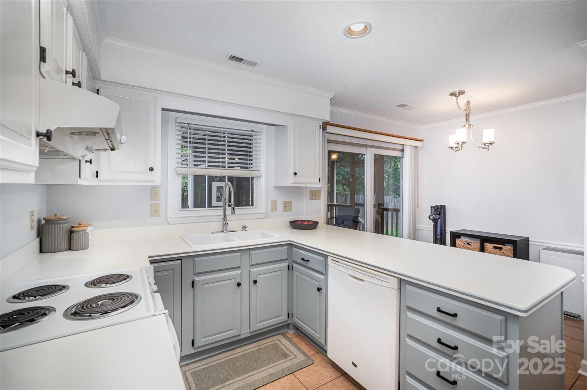 1014 Covewood Court