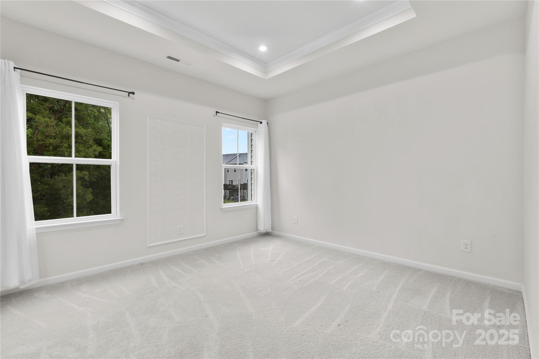 416 Dalton Circle
