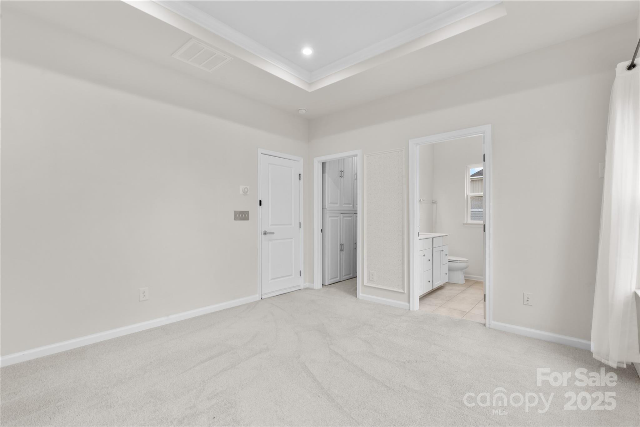 416 Dalton Circle