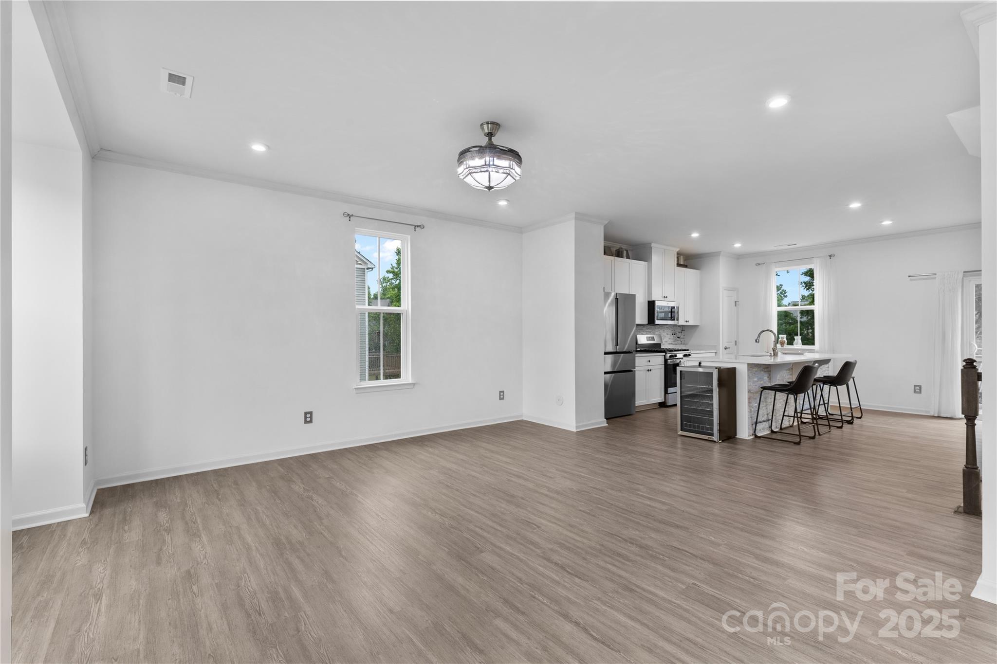 416 Dalton Circle