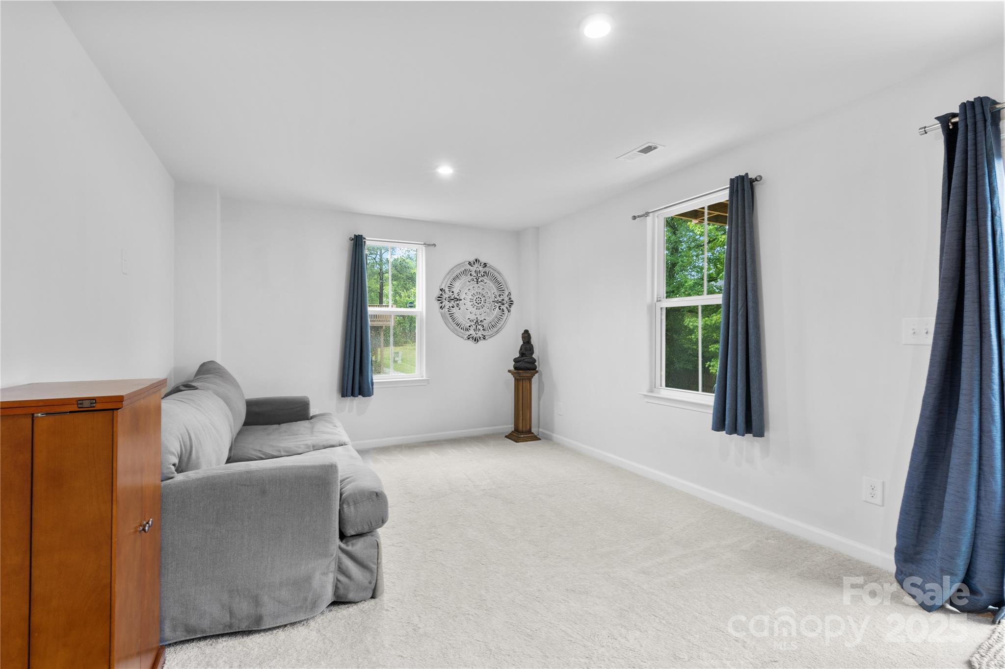 416 Dalton Circle