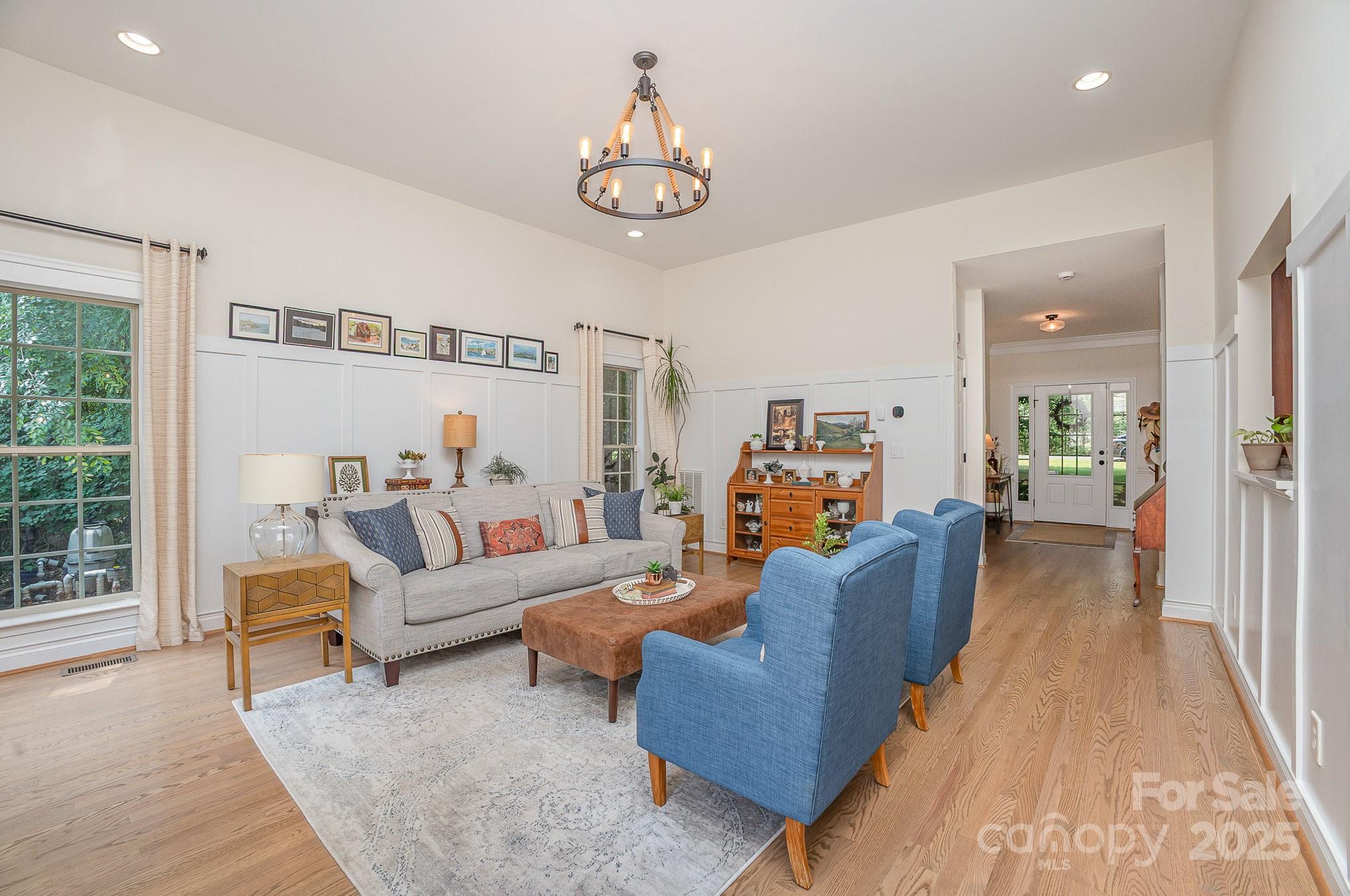 8121 Cane Pointe Lane