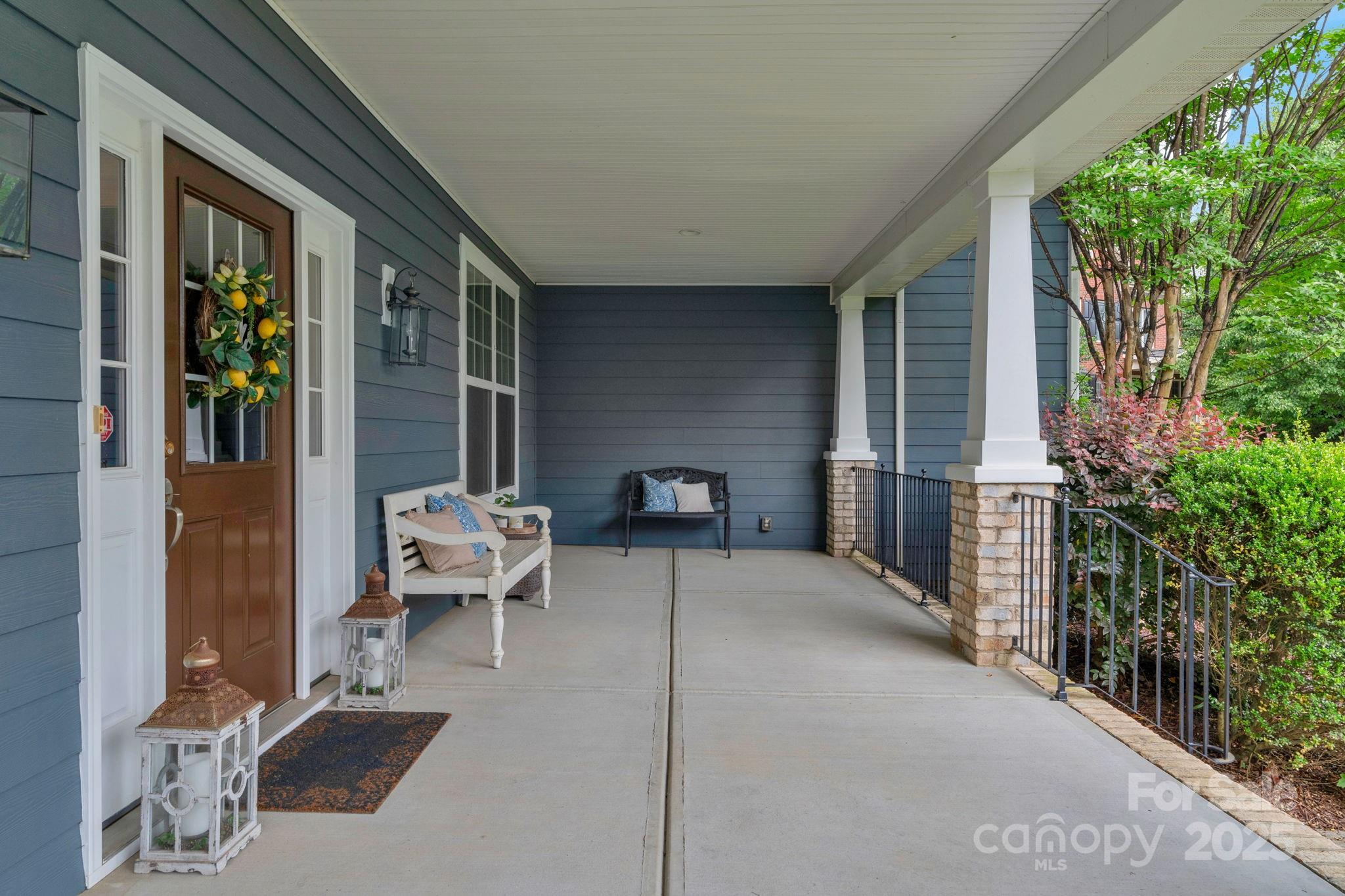5044 Dockside Court