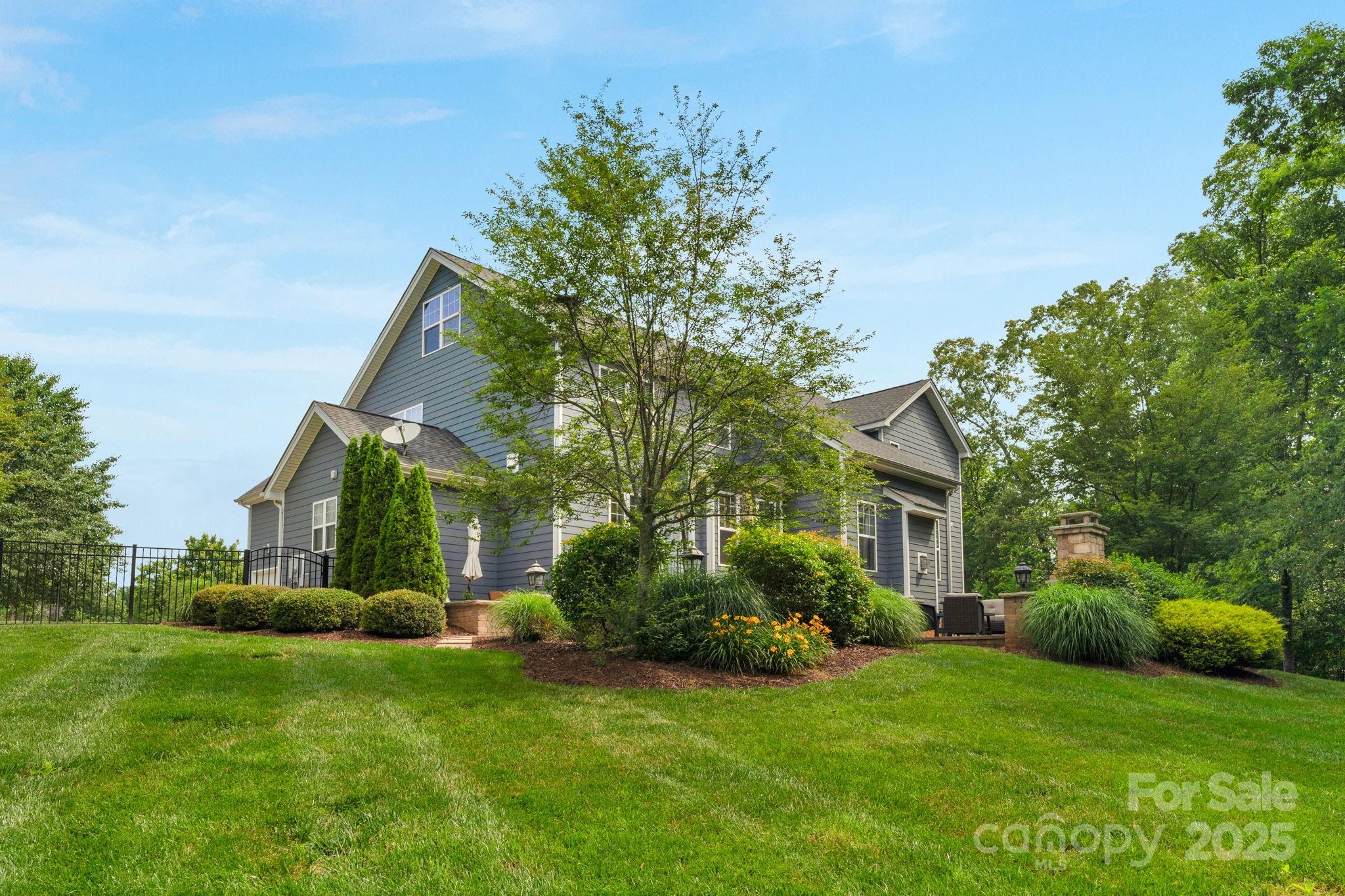 5044 Dockside Court