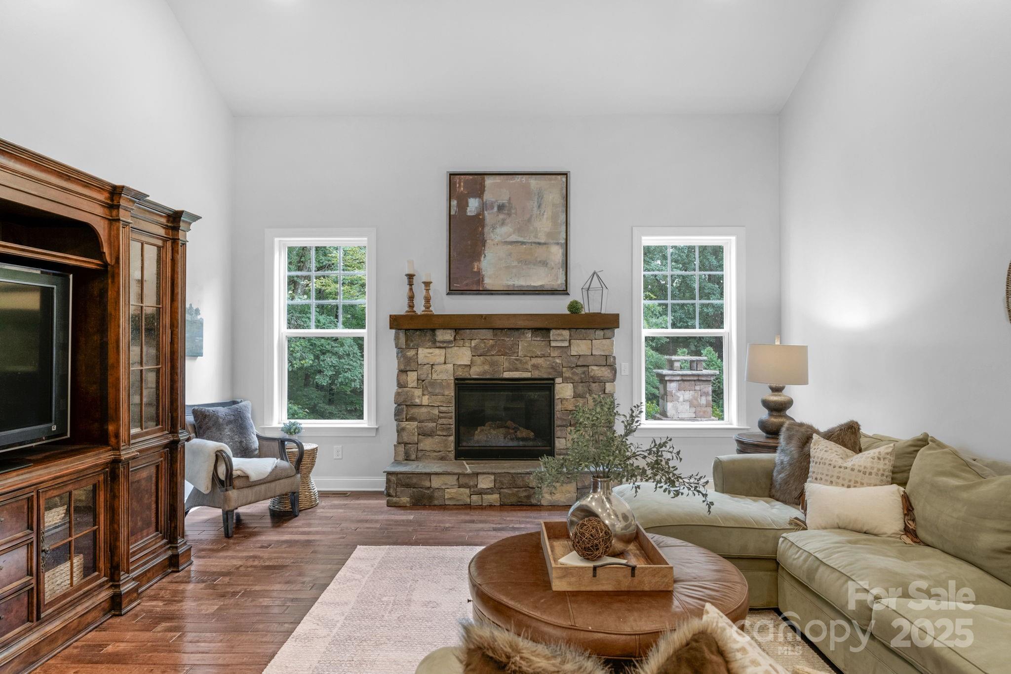 5044 Dockside Court
