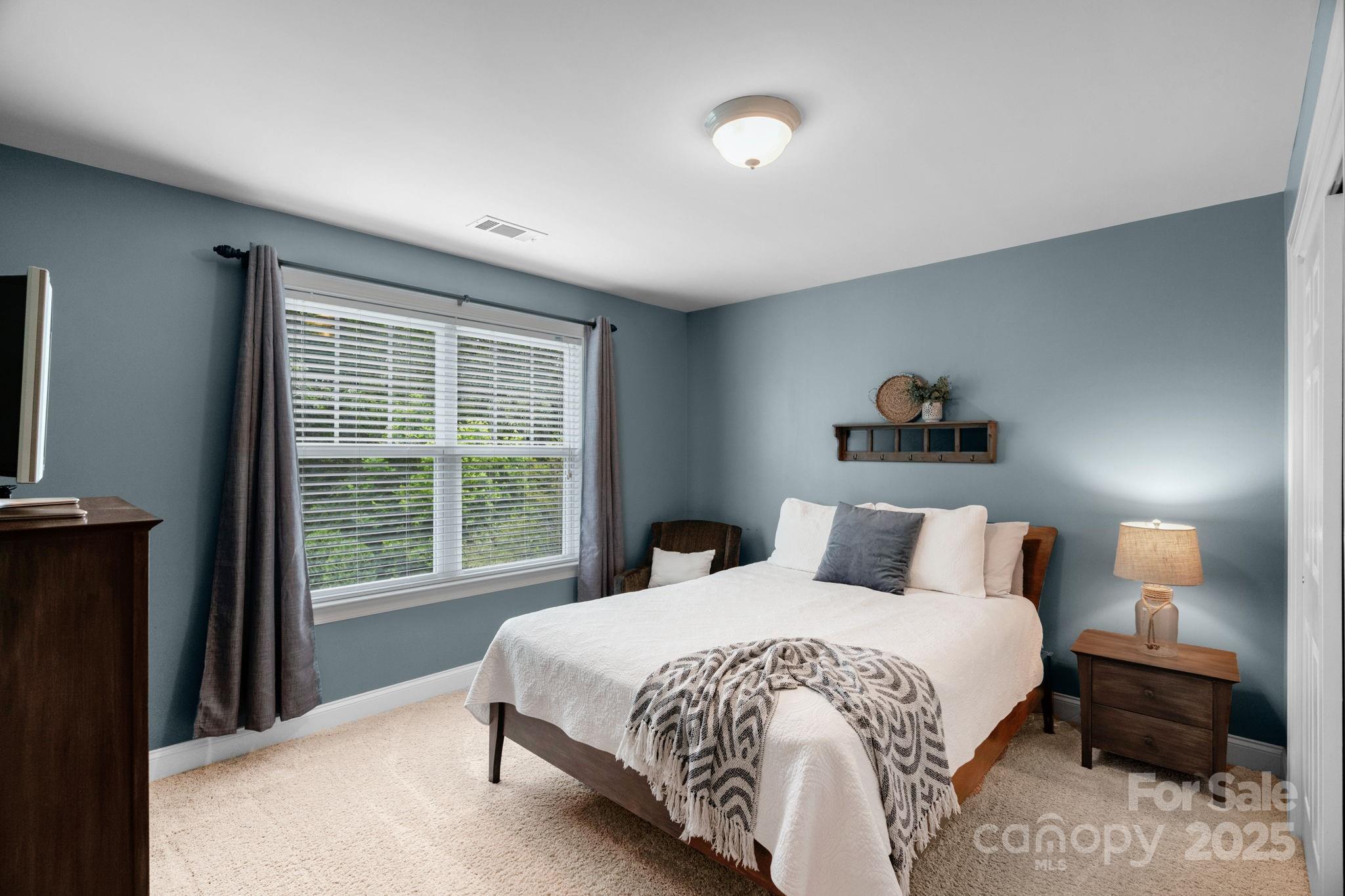 5044 Dockside Court