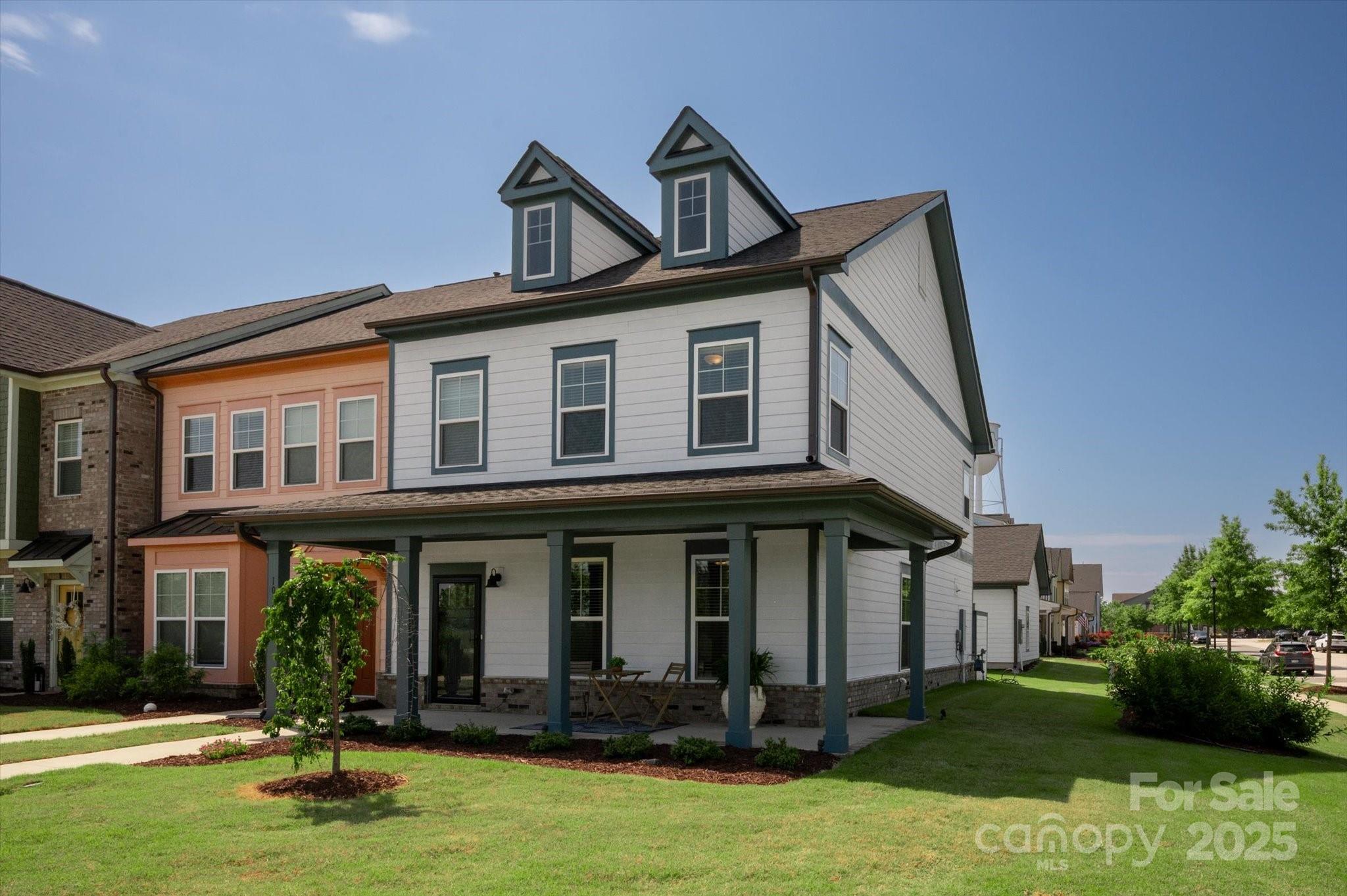 1036 Riverwalk Parkway