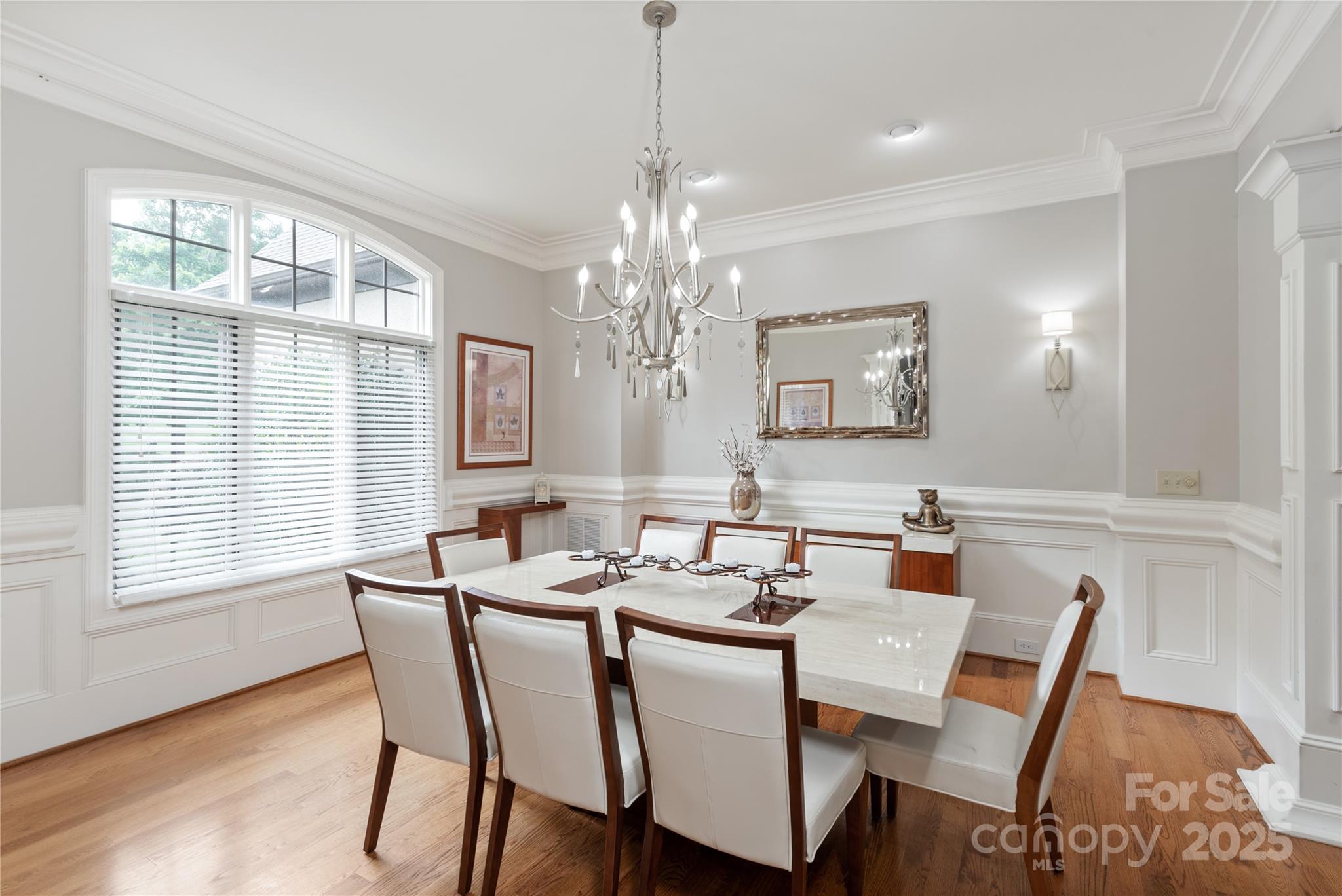 1032 Seminole Drive