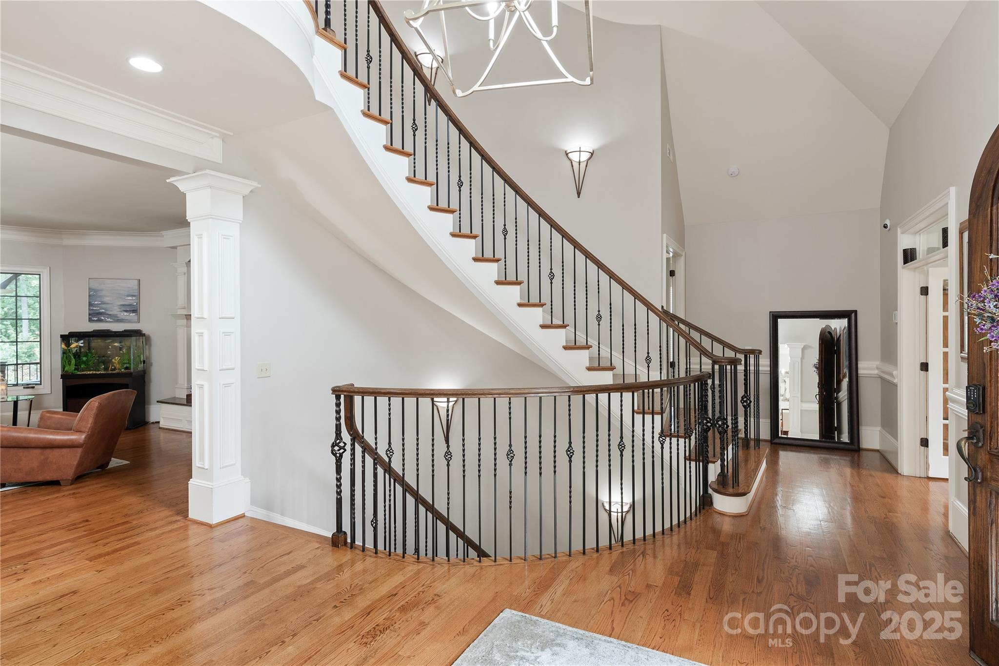 1032 Seminole Drive
