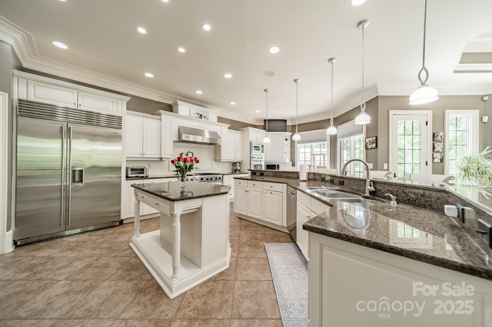 1032 Seminole Drive