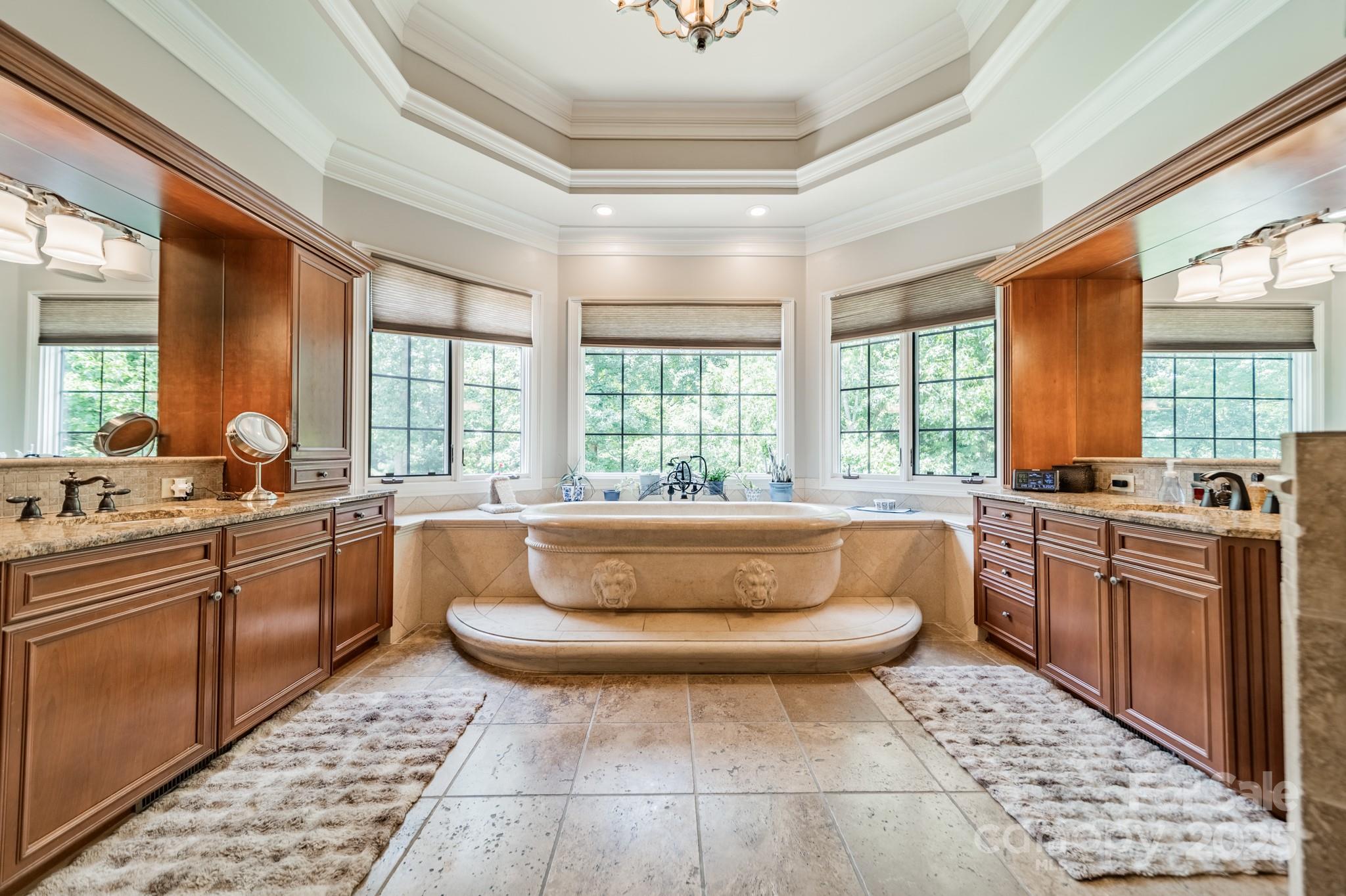 1032 Seminole Drive