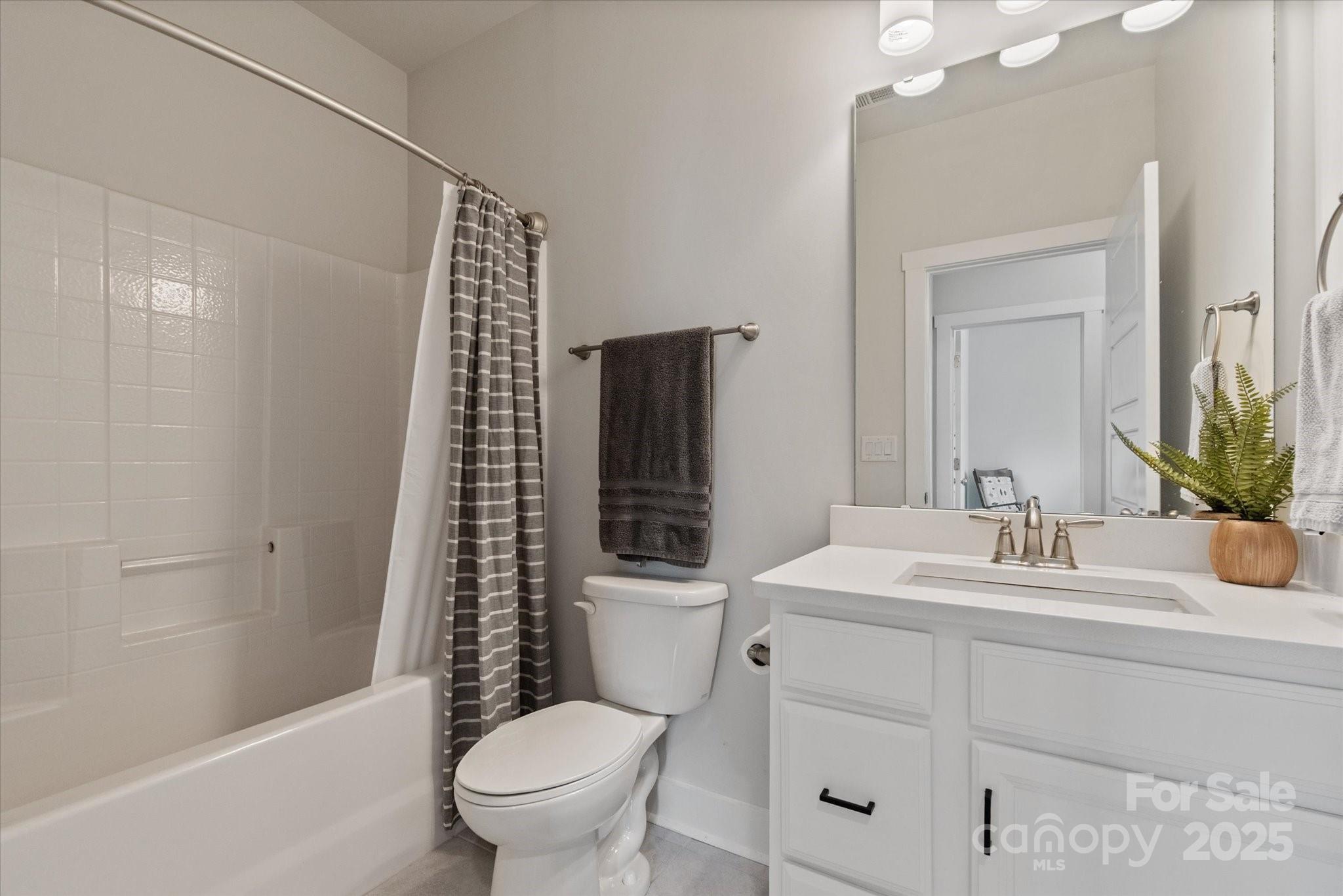1244 Weir Court