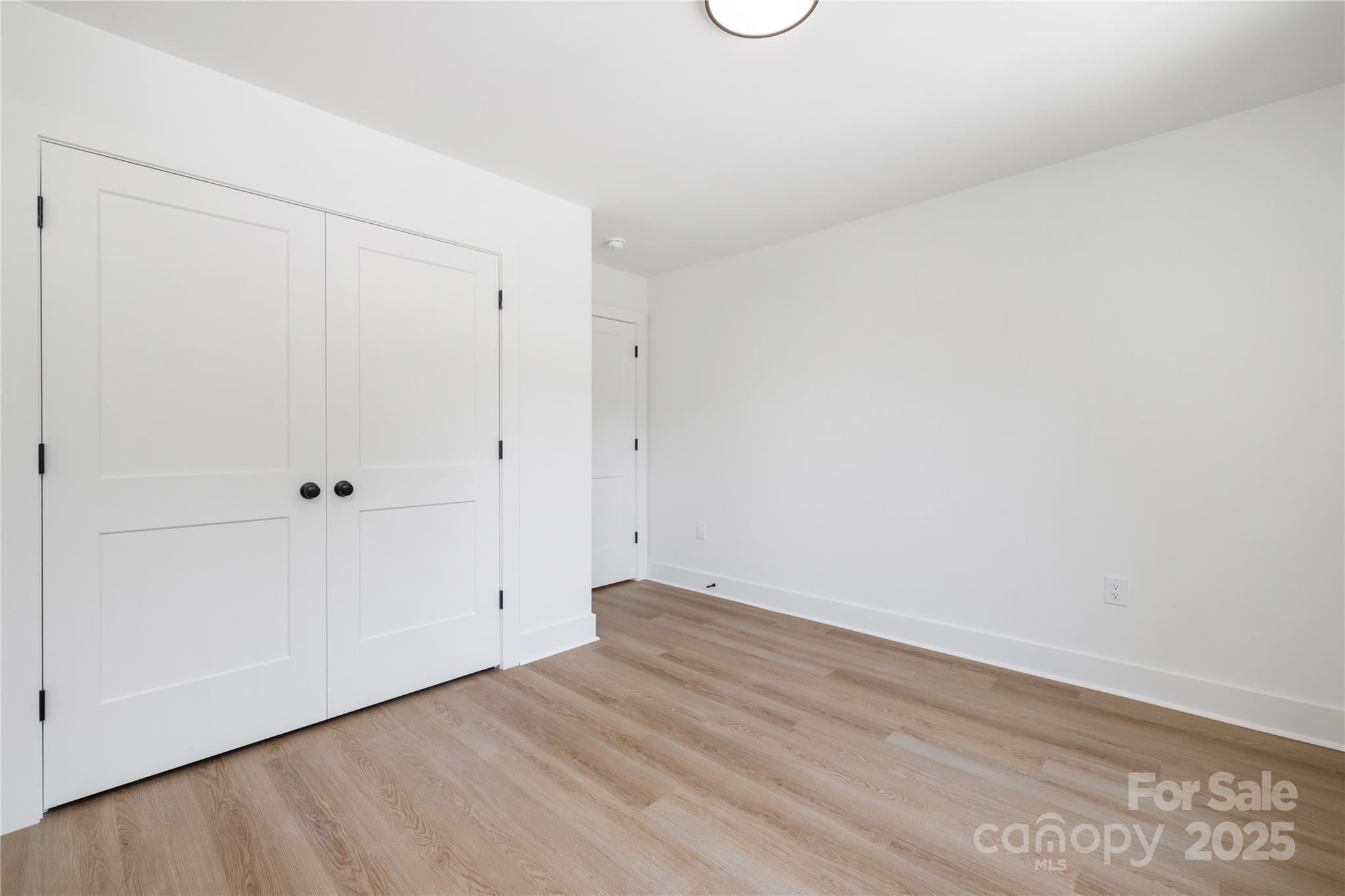 1490 White Hall Place