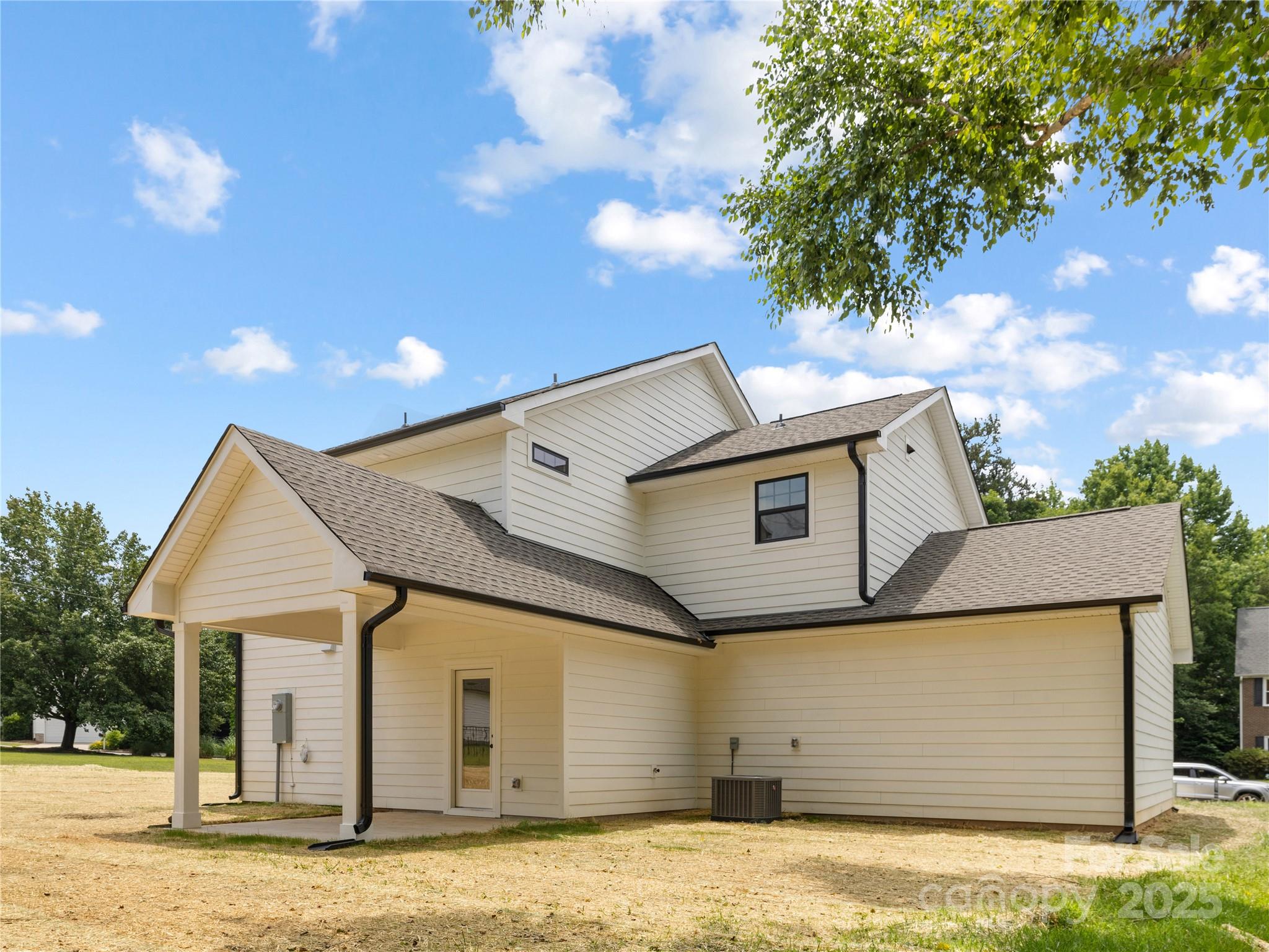 1490 White Hall Place