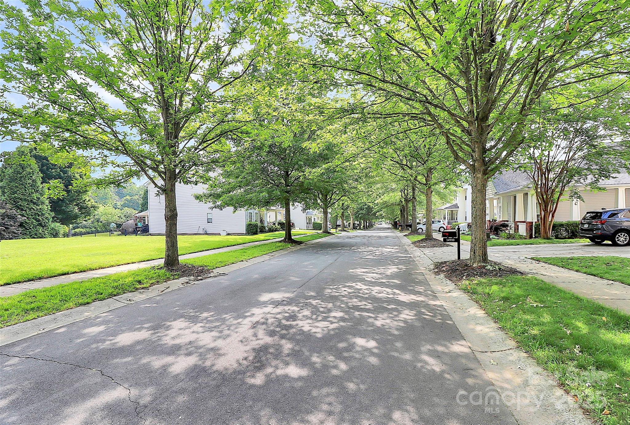 14904 Rosemary Way Drive