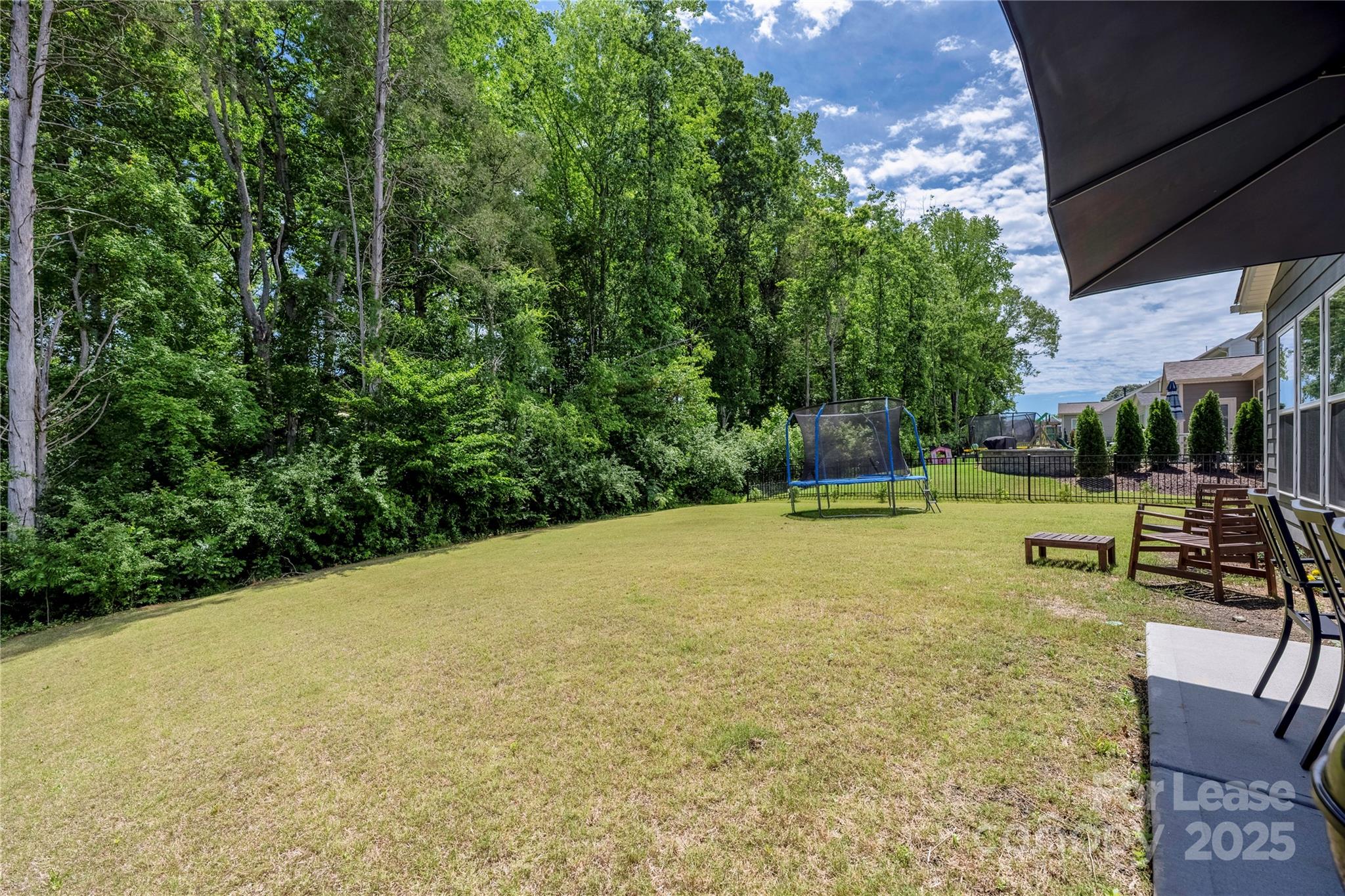 1218 Regions Boulevard