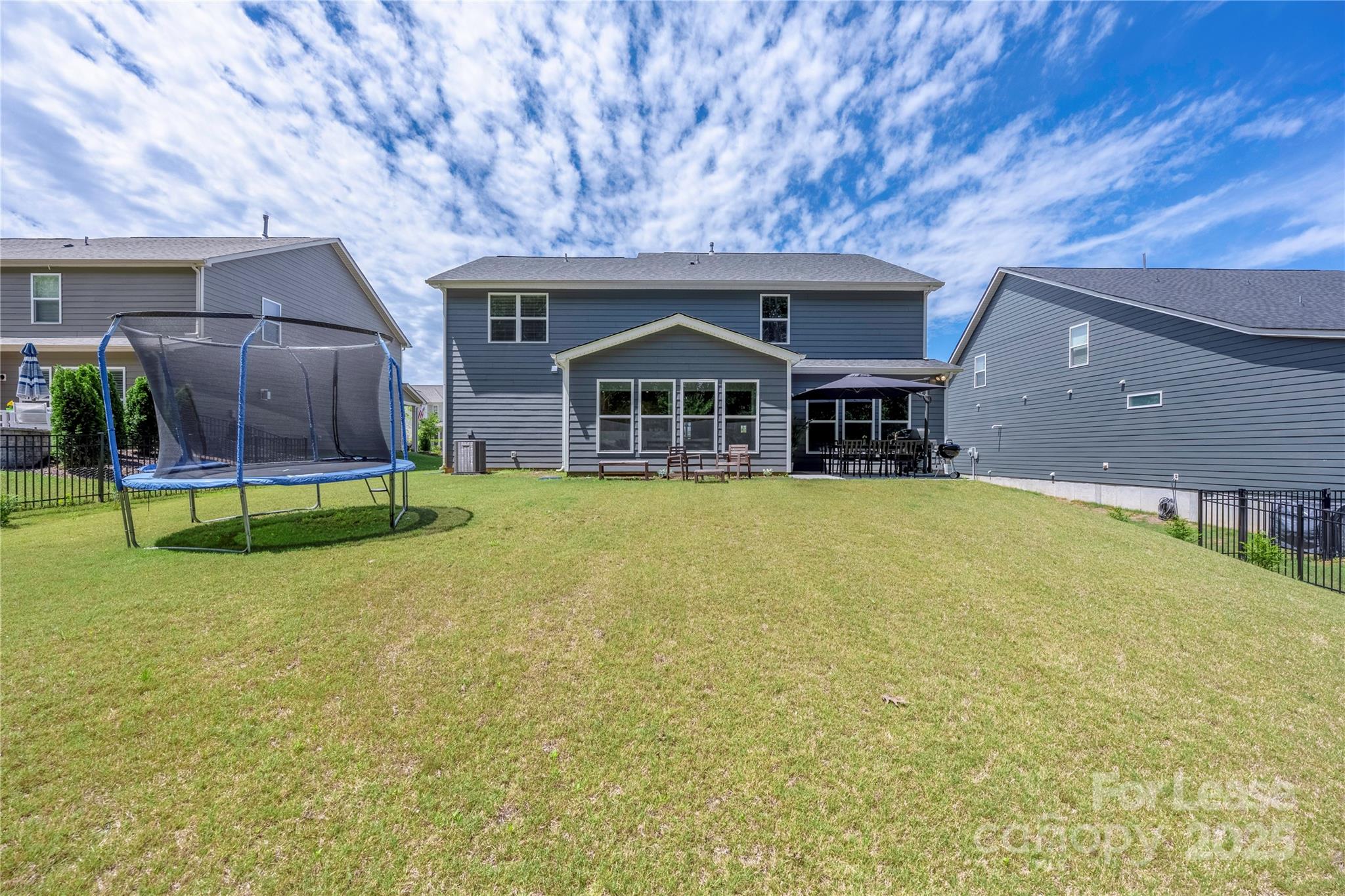 1218 Regions Boulevard