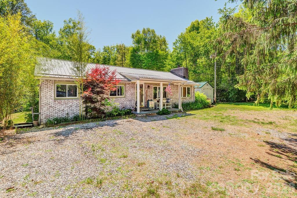 2143 Pisgah Highway