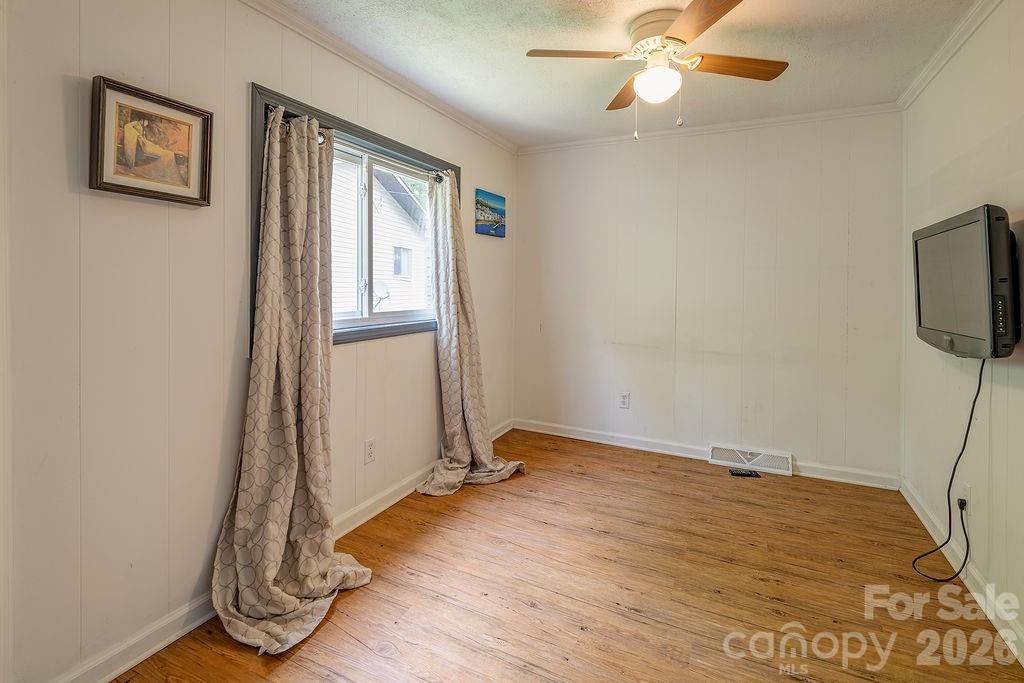 2143 Pisgah Highway