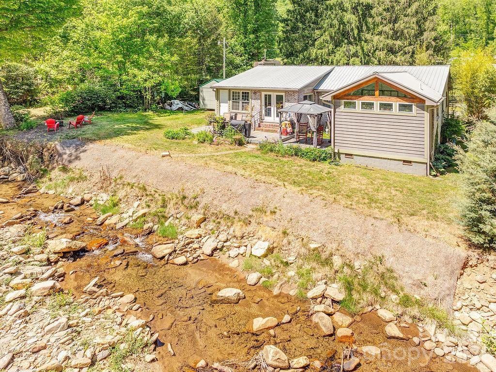2143 Pisgah Highway