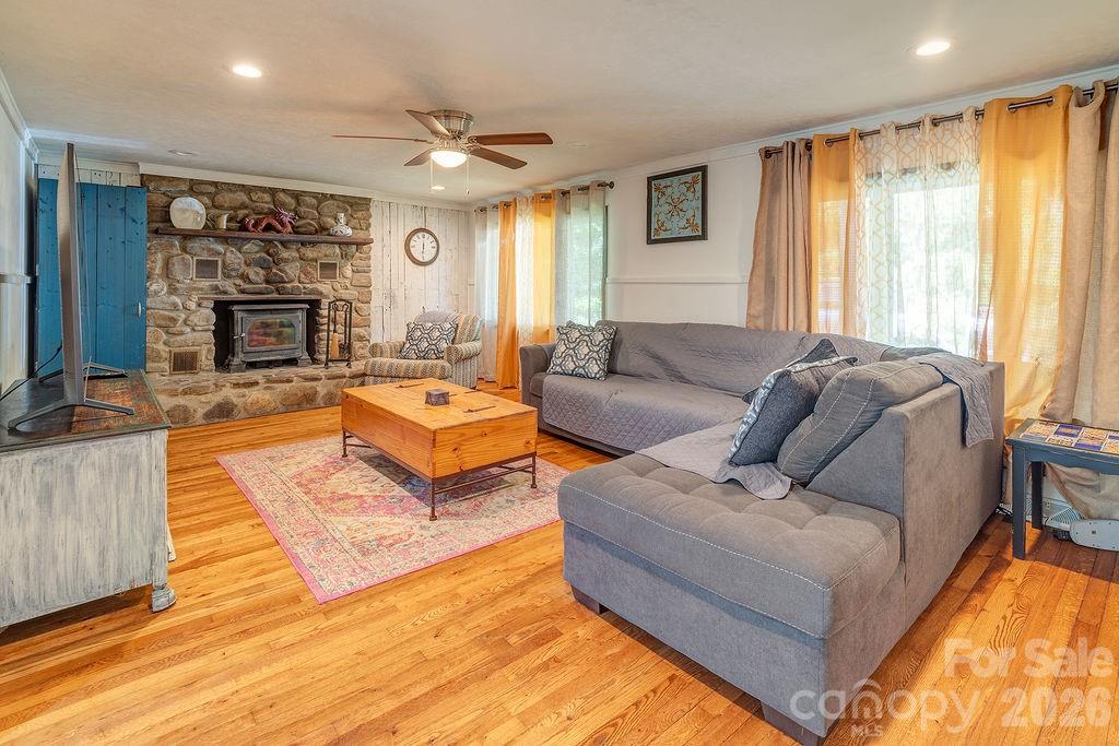 2143 Pisgah Highway