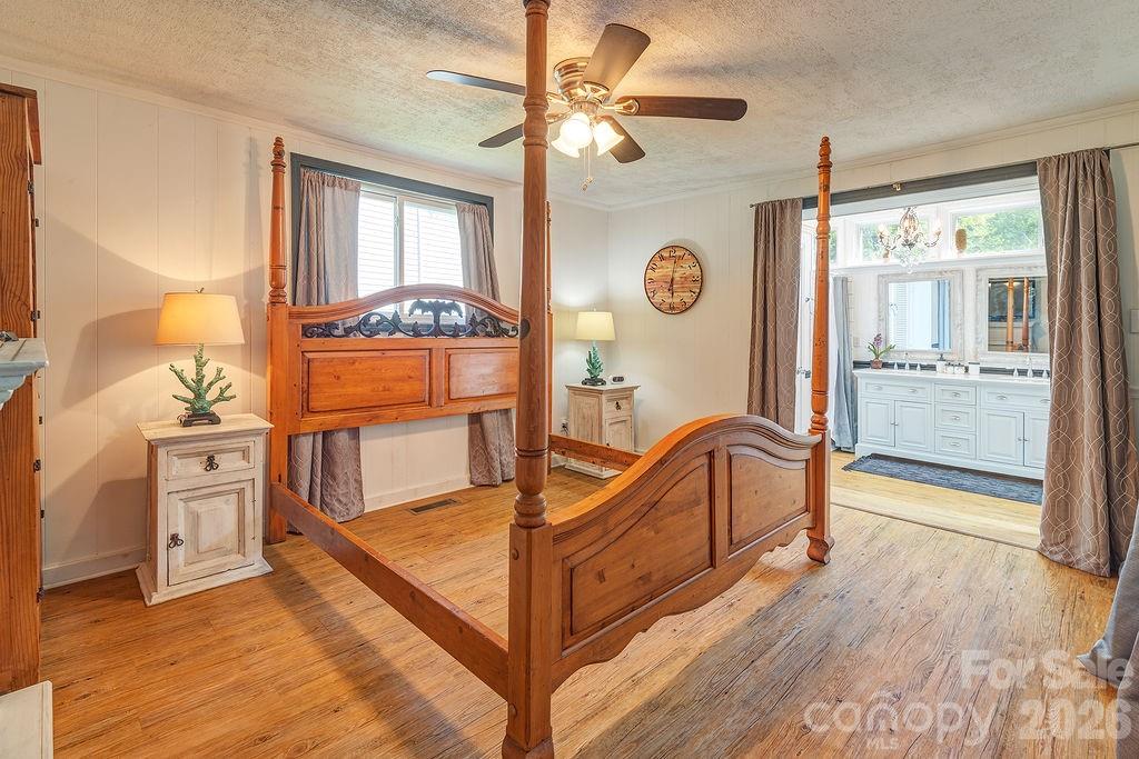 2143 Pisgah Highway