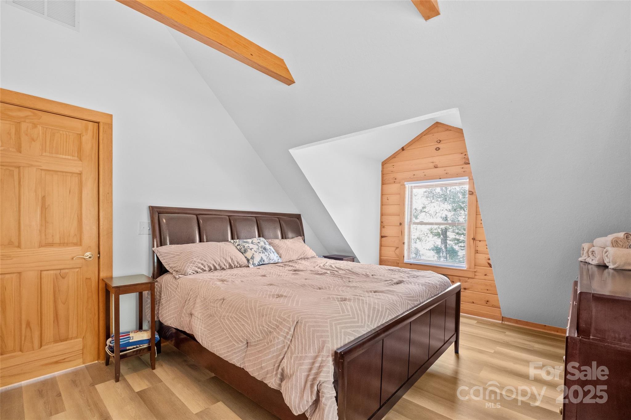 214&212 McKenzie Way