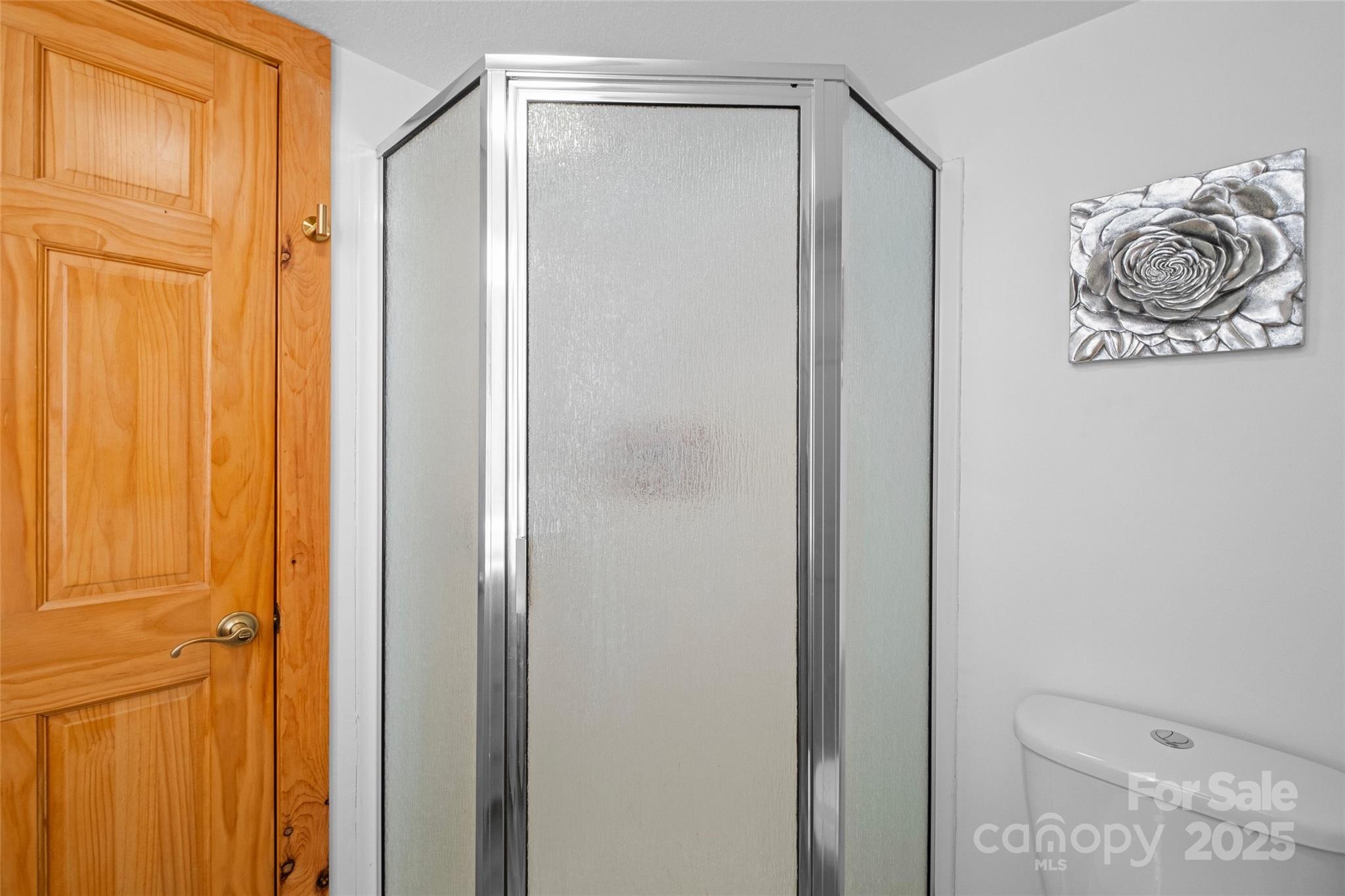 214&212 McKenzie Way