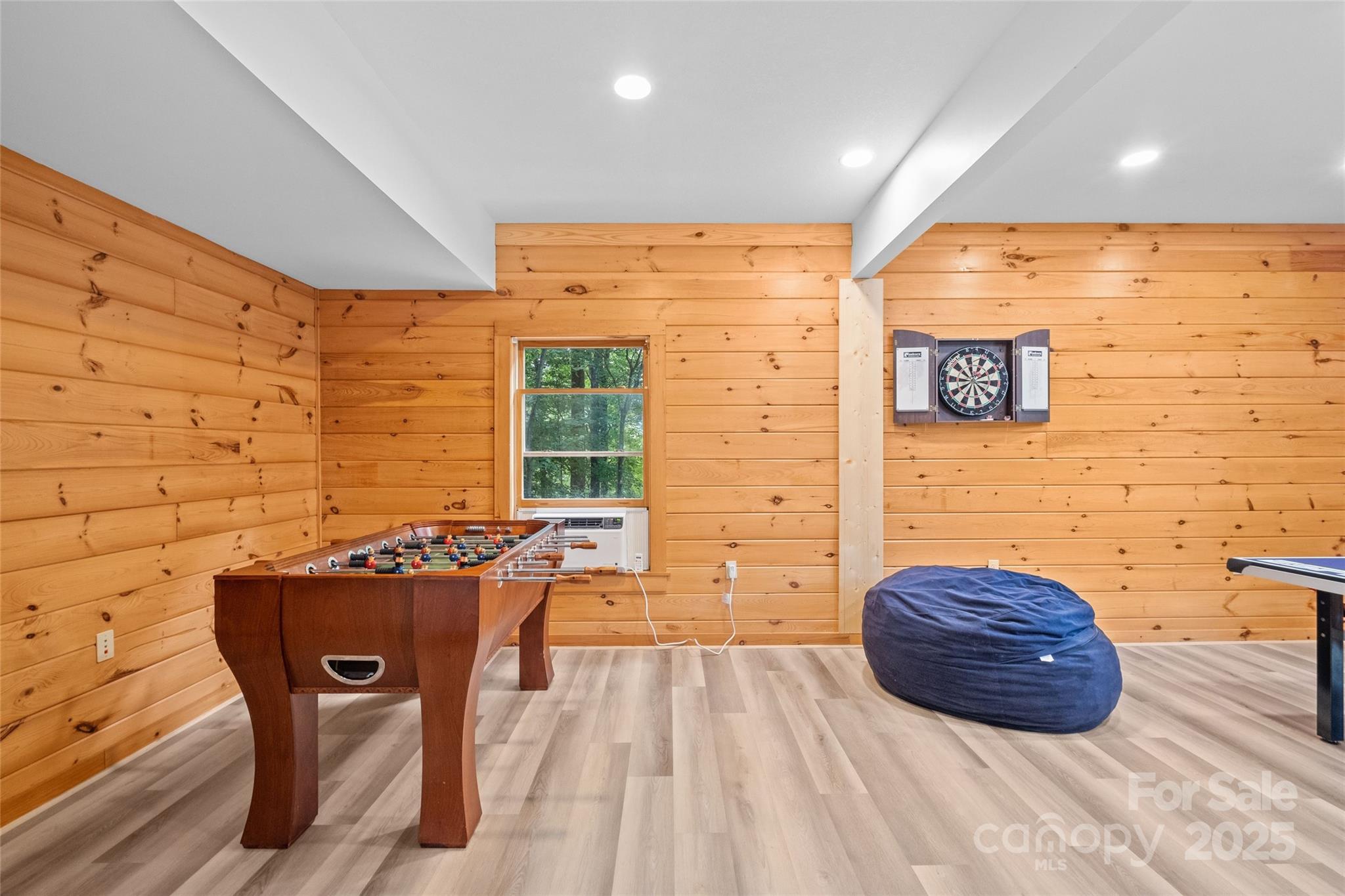 214&212 McKenzie Way