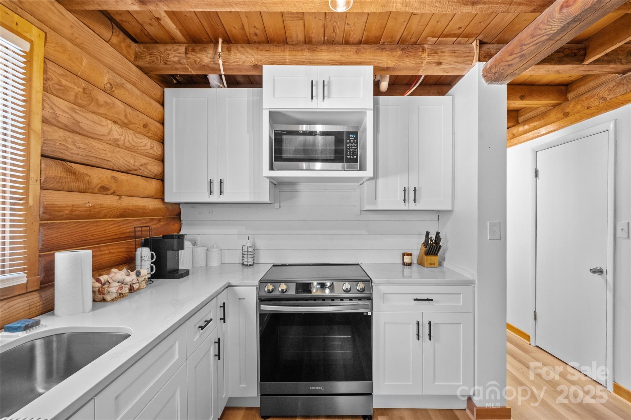 214&212 McKenzie Way
