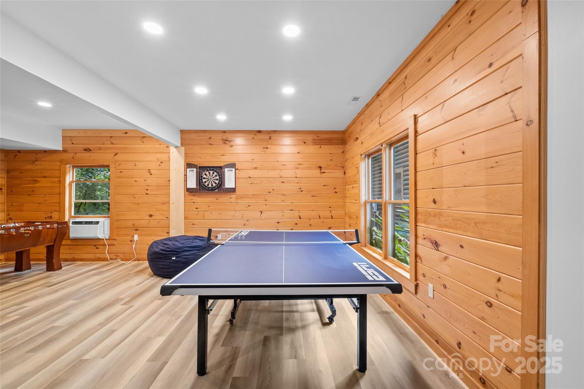 214&212 McKenzie Way