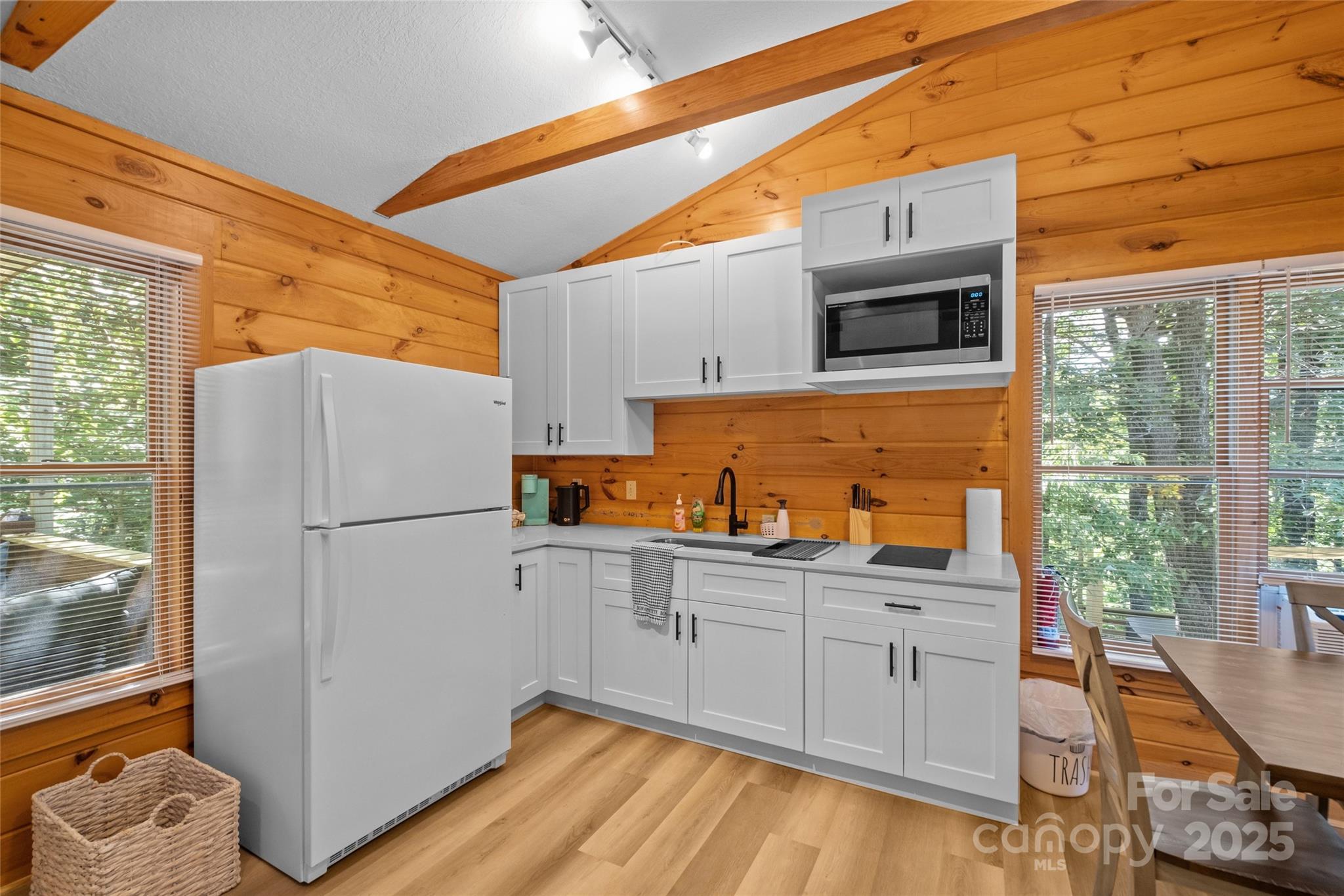 214&212 McKenzie Way
