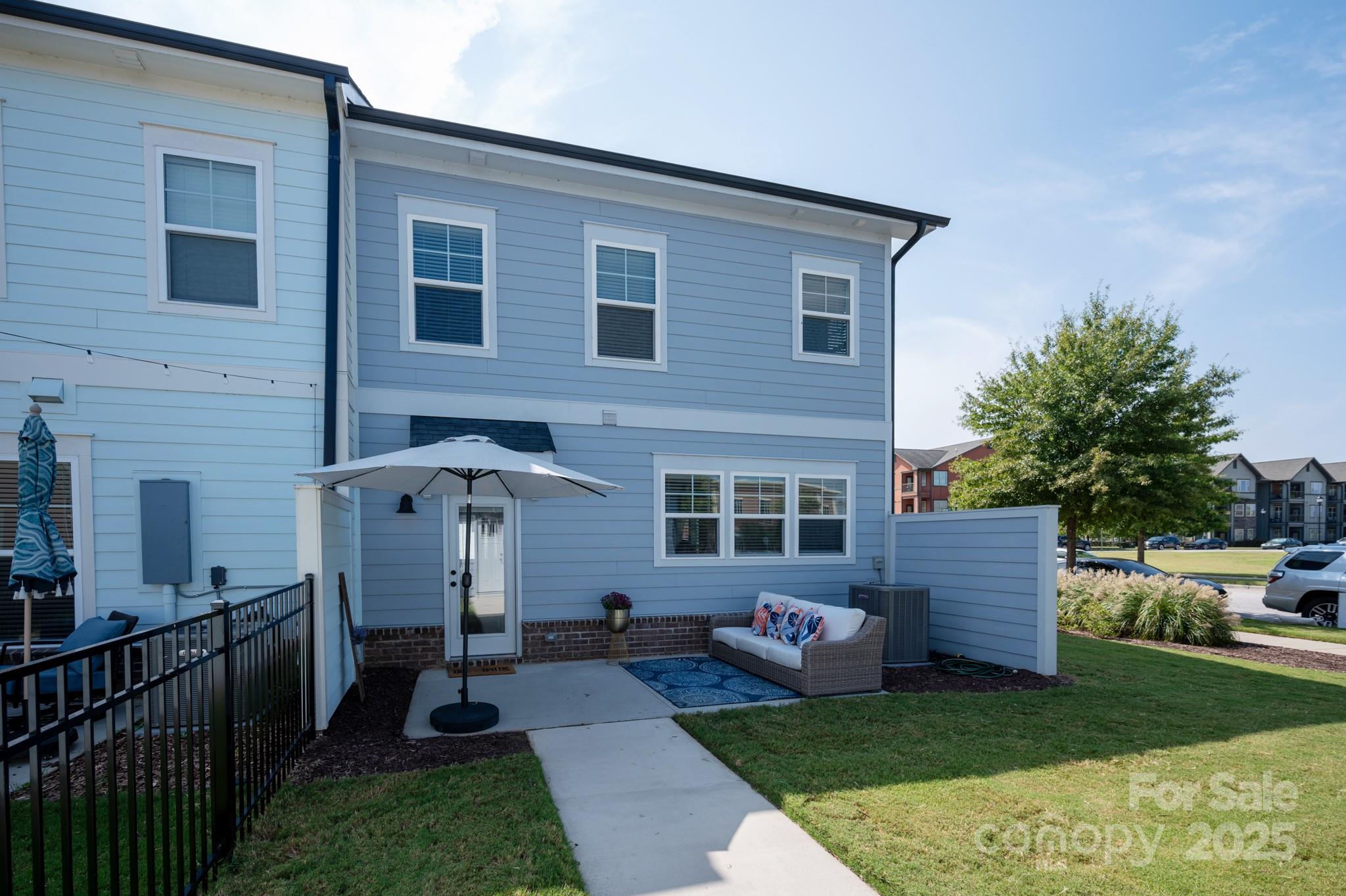 1100 Herrons Ferry Road