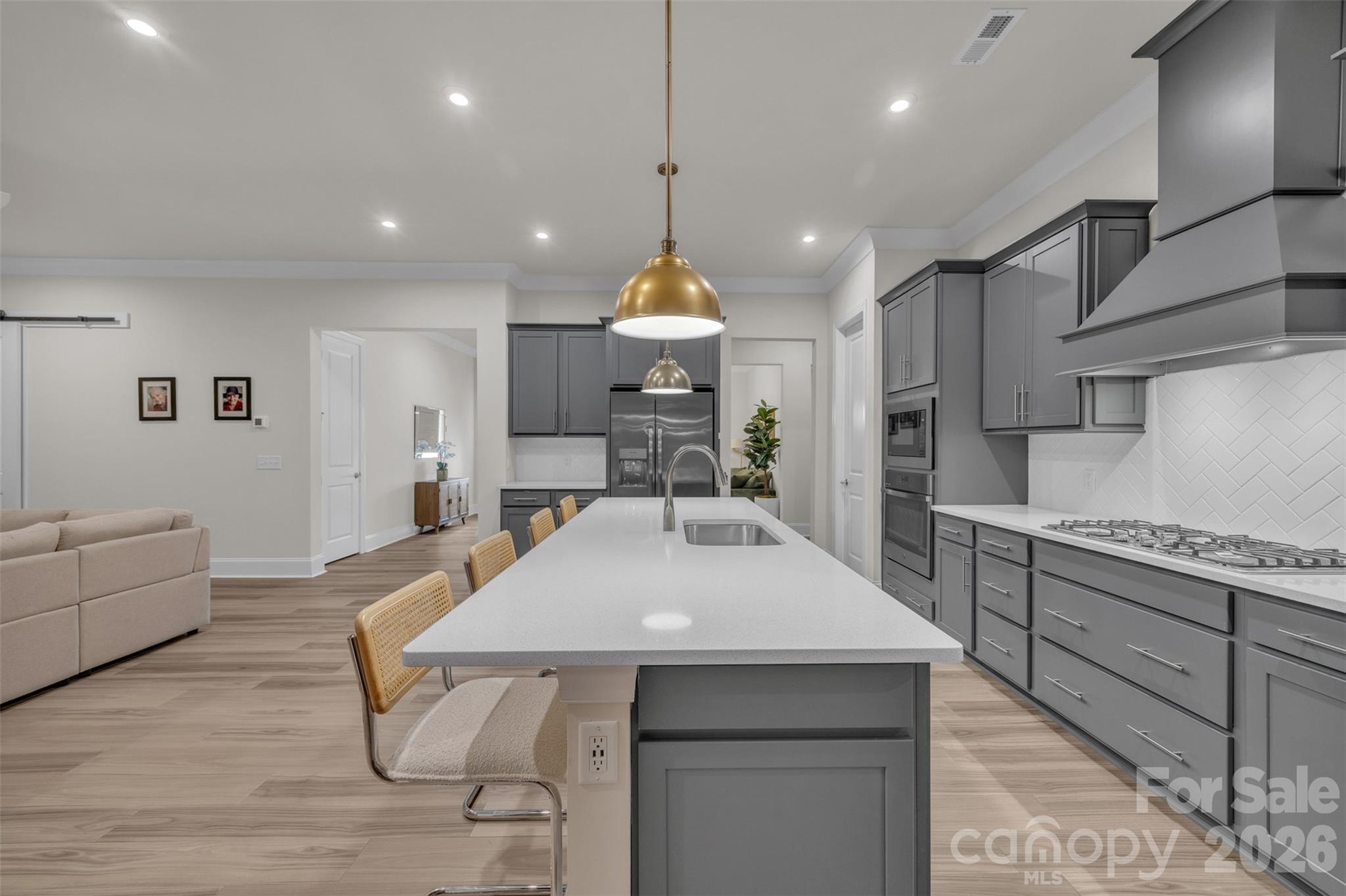 513 Meadow Ridge Drive