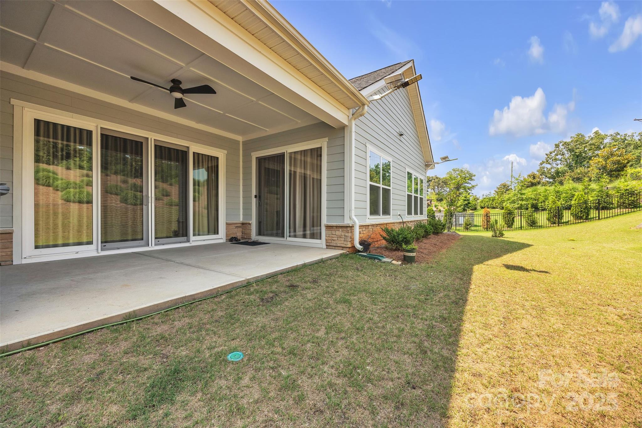 513 Meadow Ridge Drive