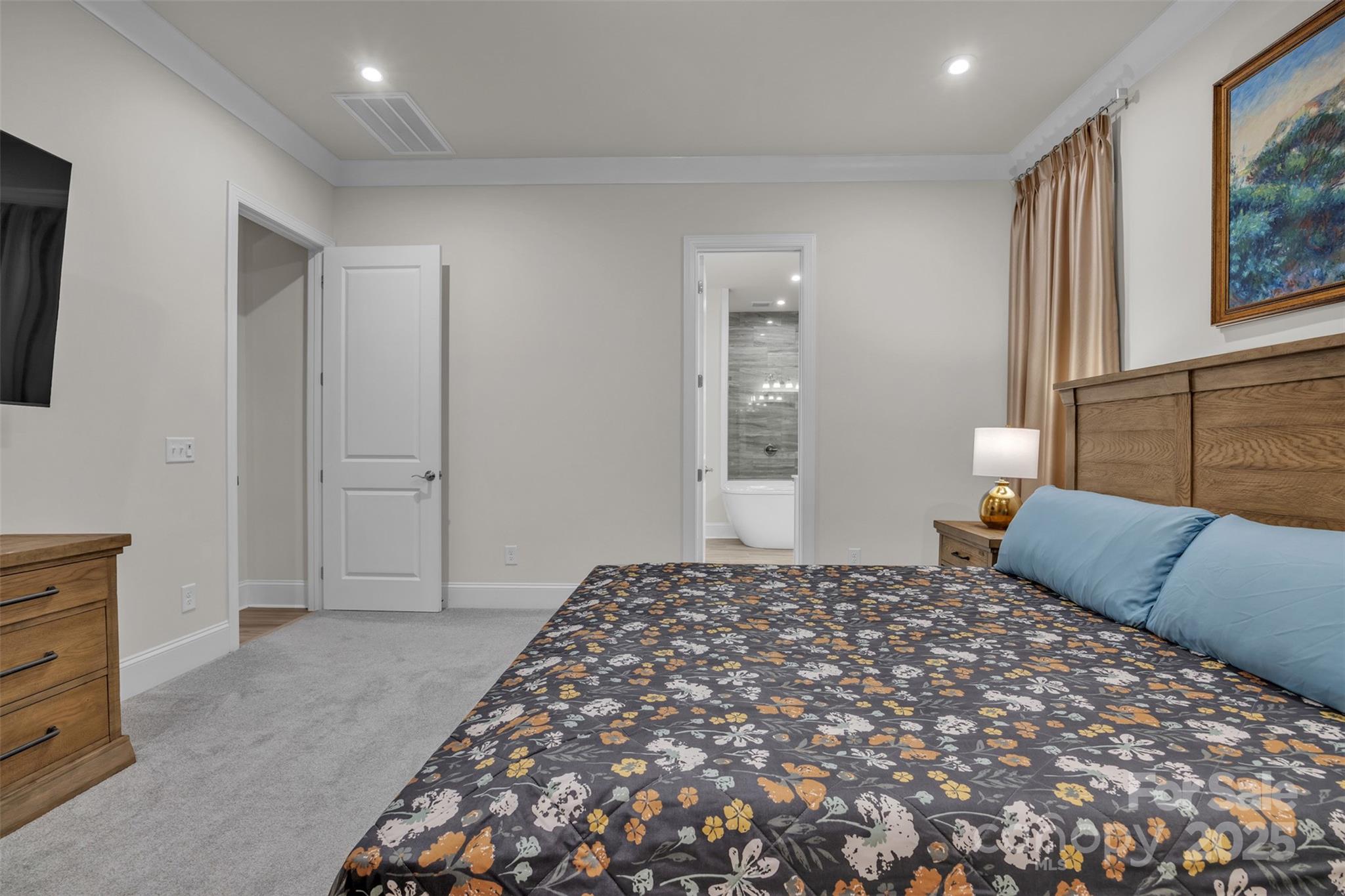 513 Meadow Ridge Drive