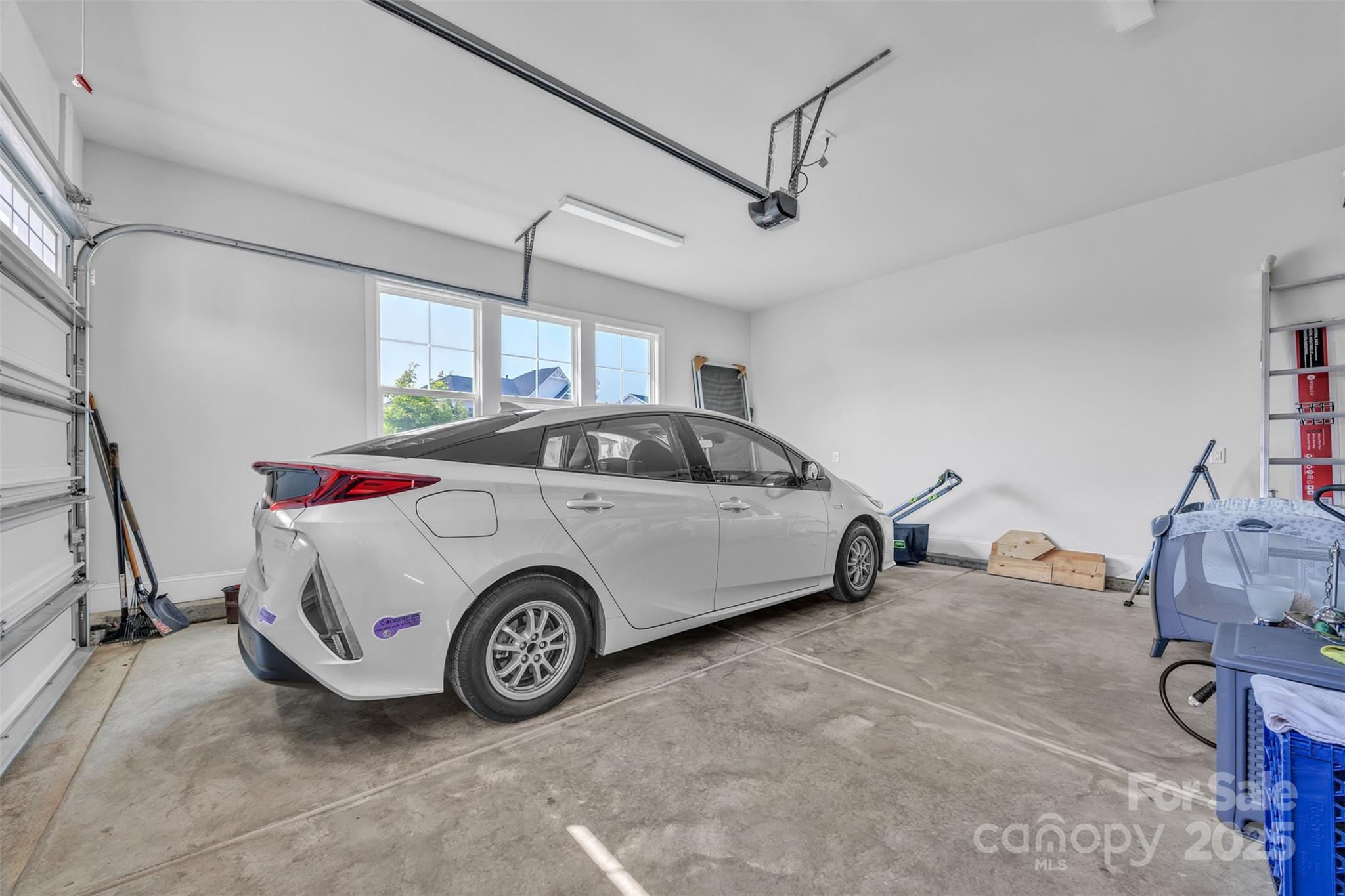 513 Meadow Ridge Drive