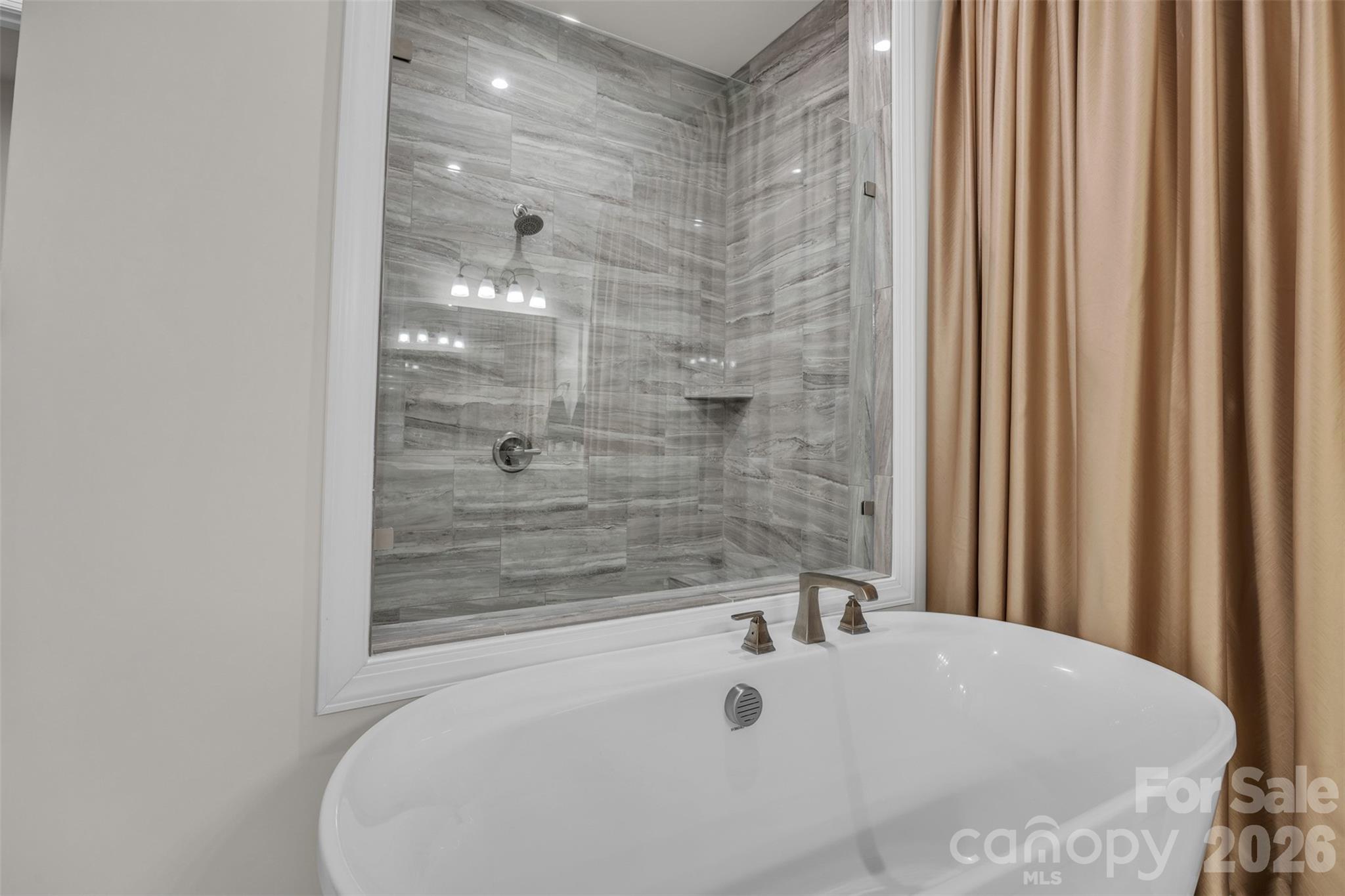 513 Meadow Ridge Drive