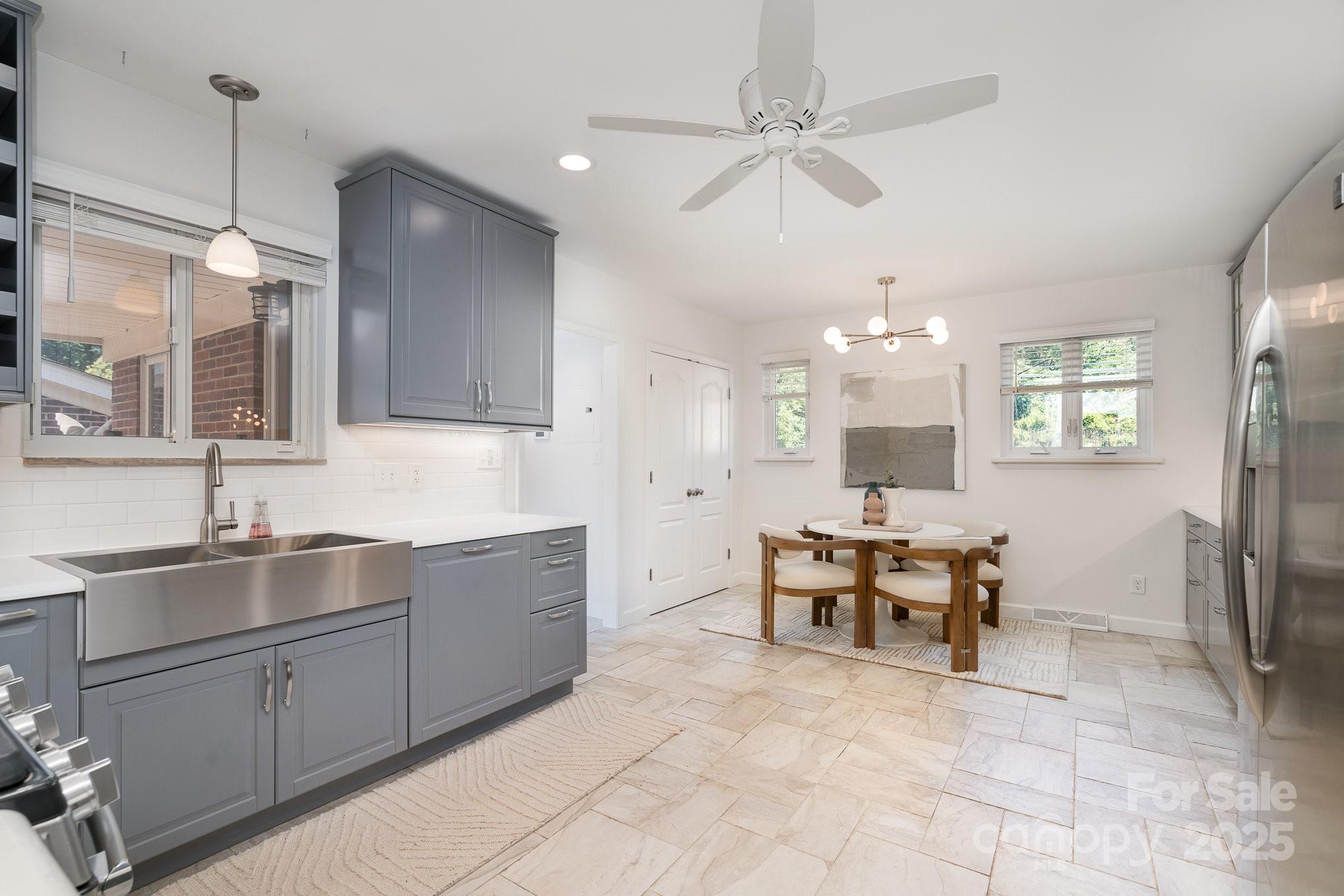 5424 Doncaster Drive