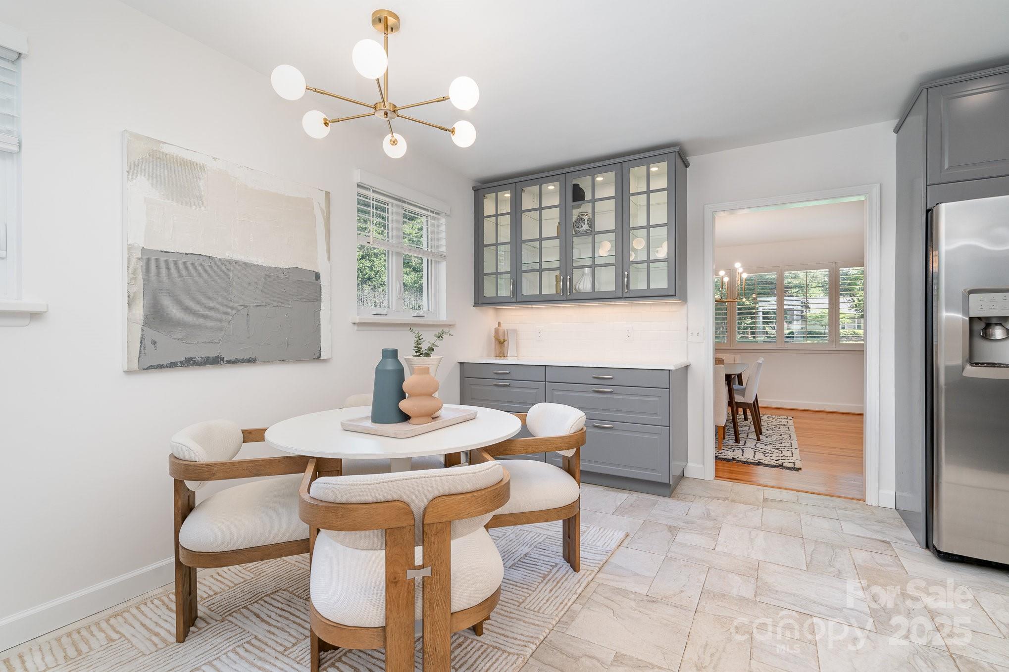 5424 Doncaster Drive