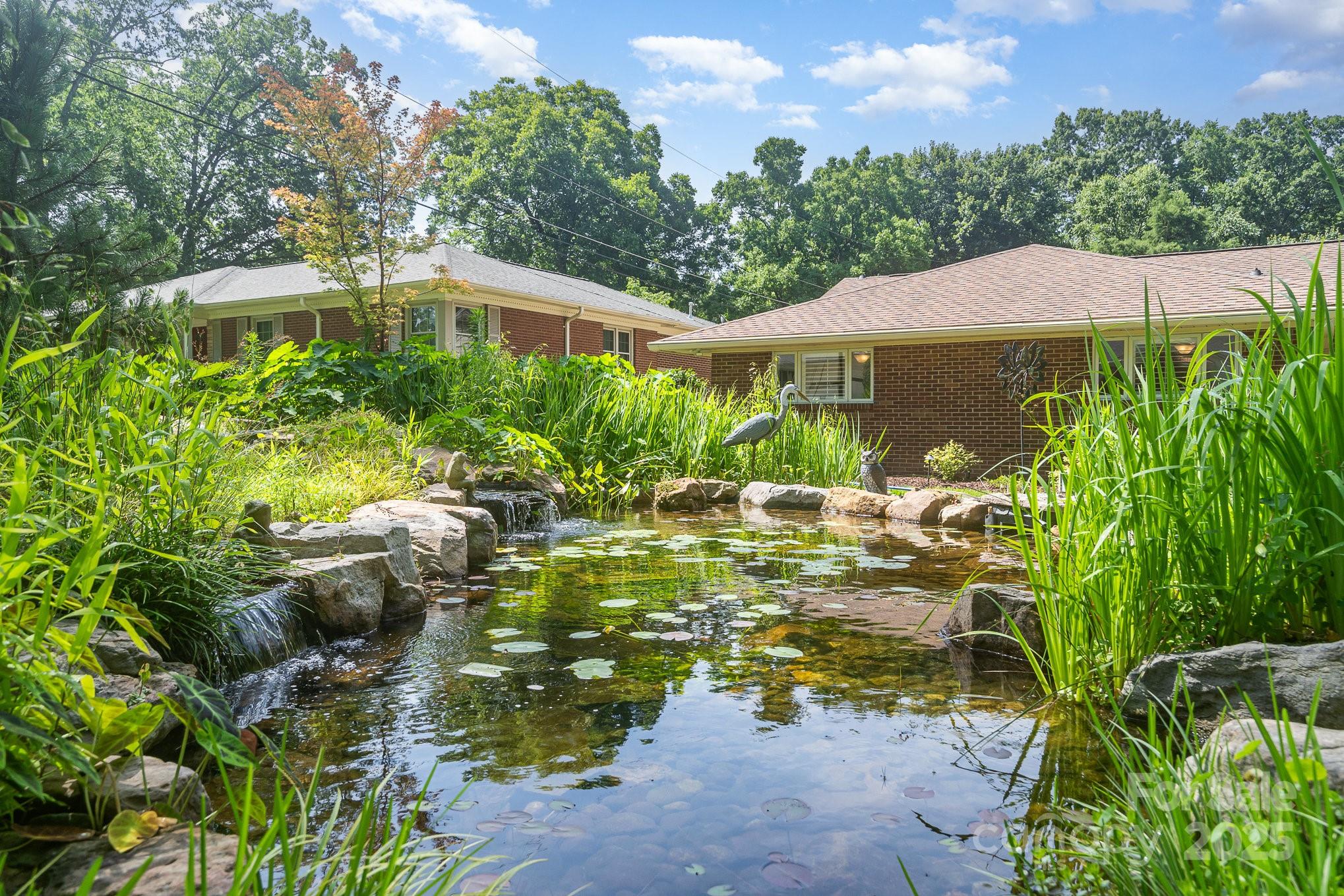 5424 Doncaster Drive