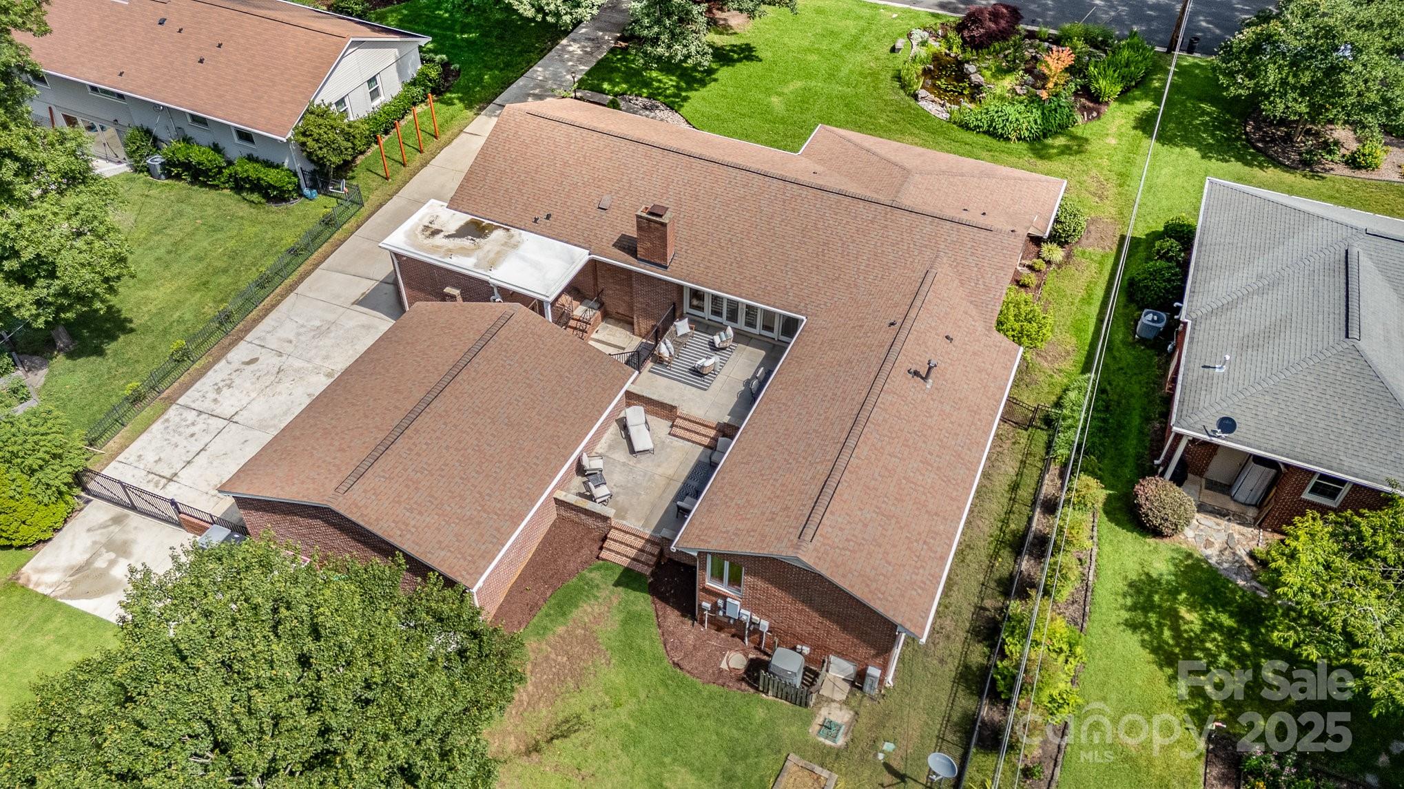 5424 Doncaster Drive