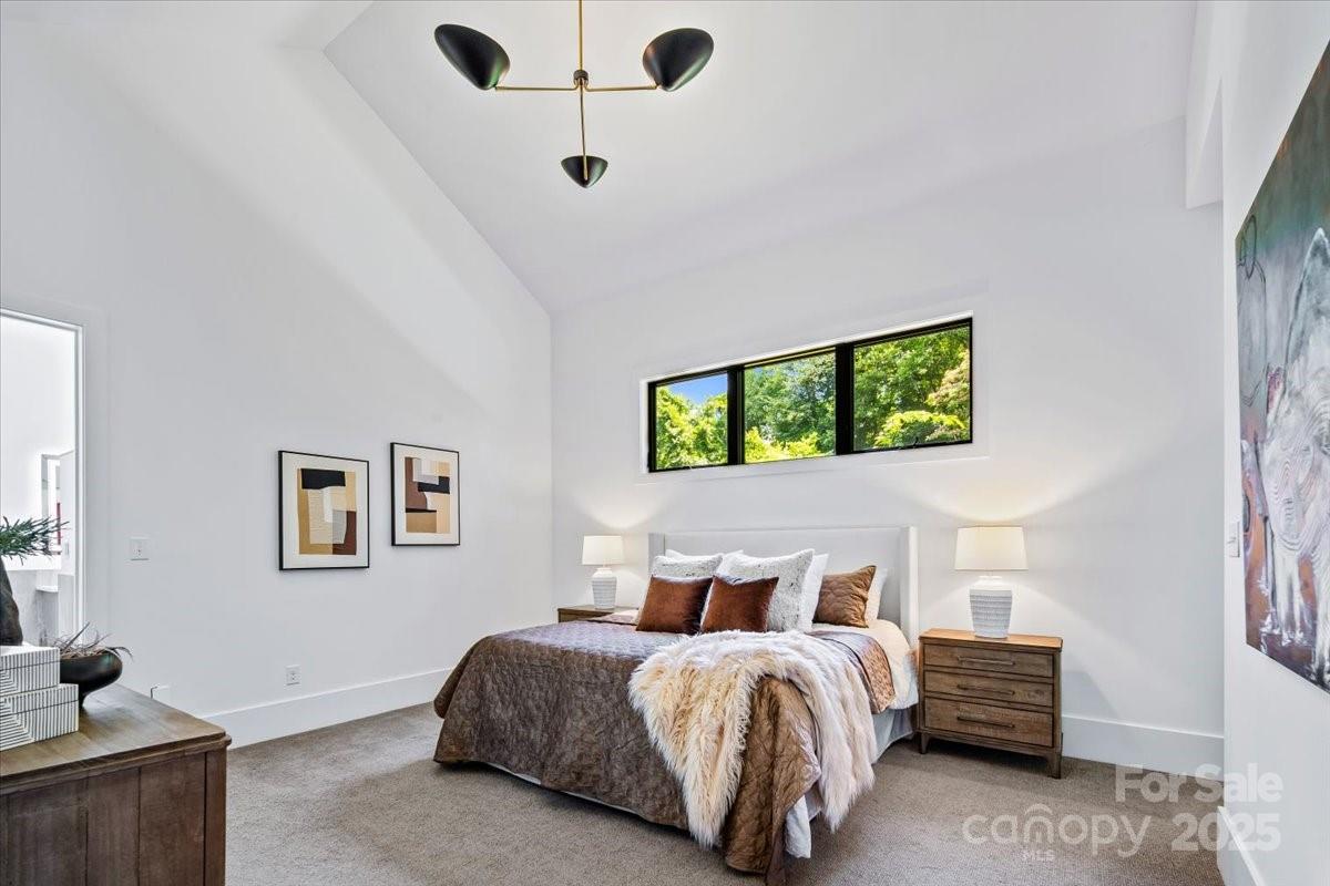 3304 Mar Vista Circle