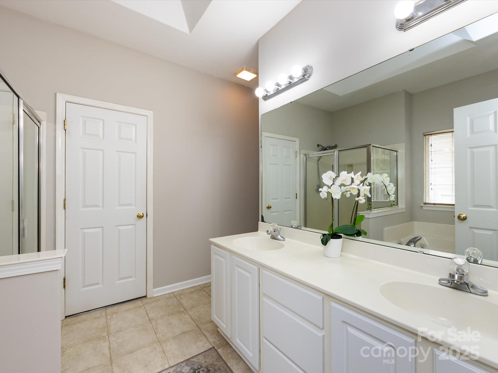 1423 Piper Court