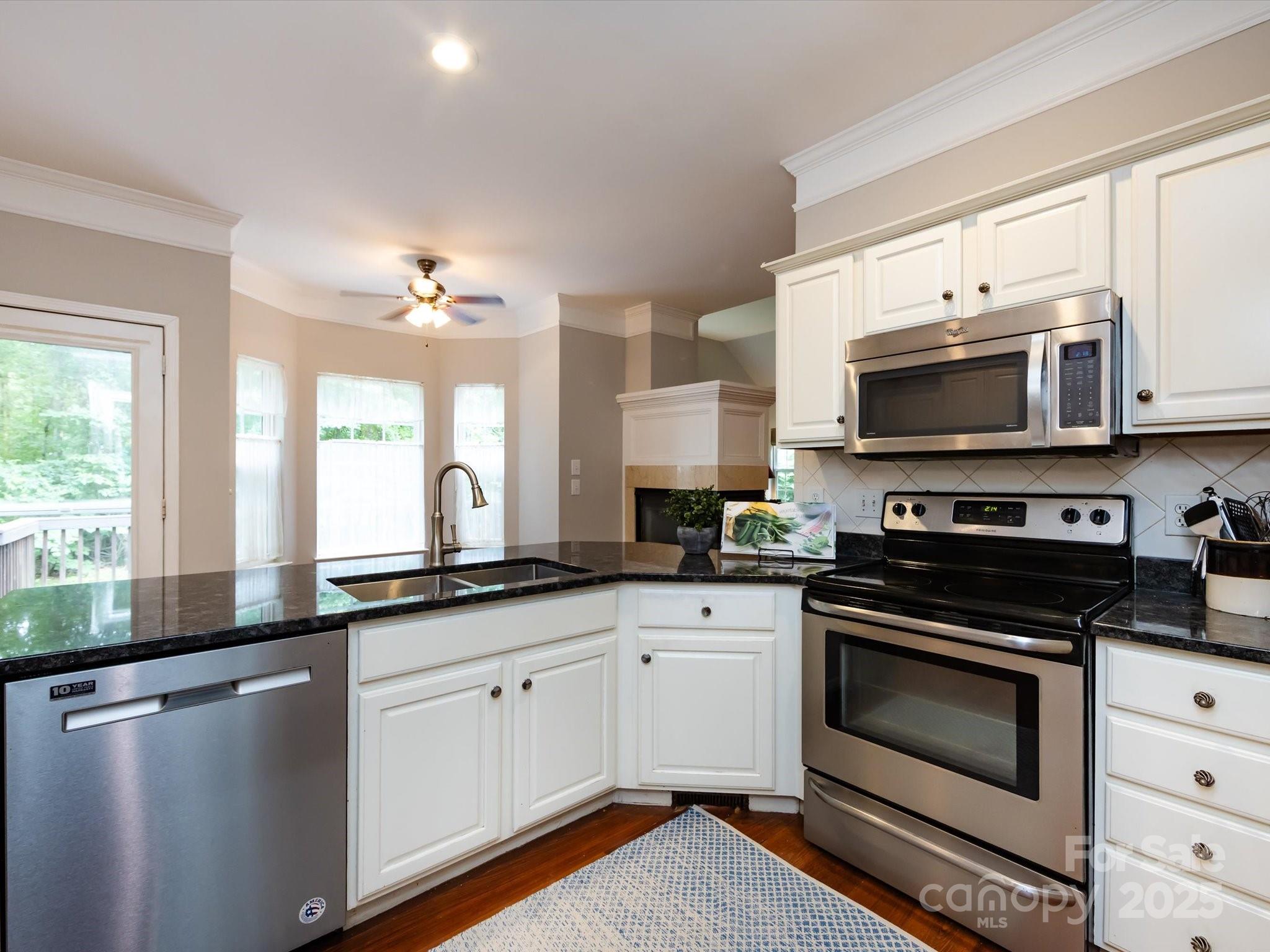 1423 Piper Court