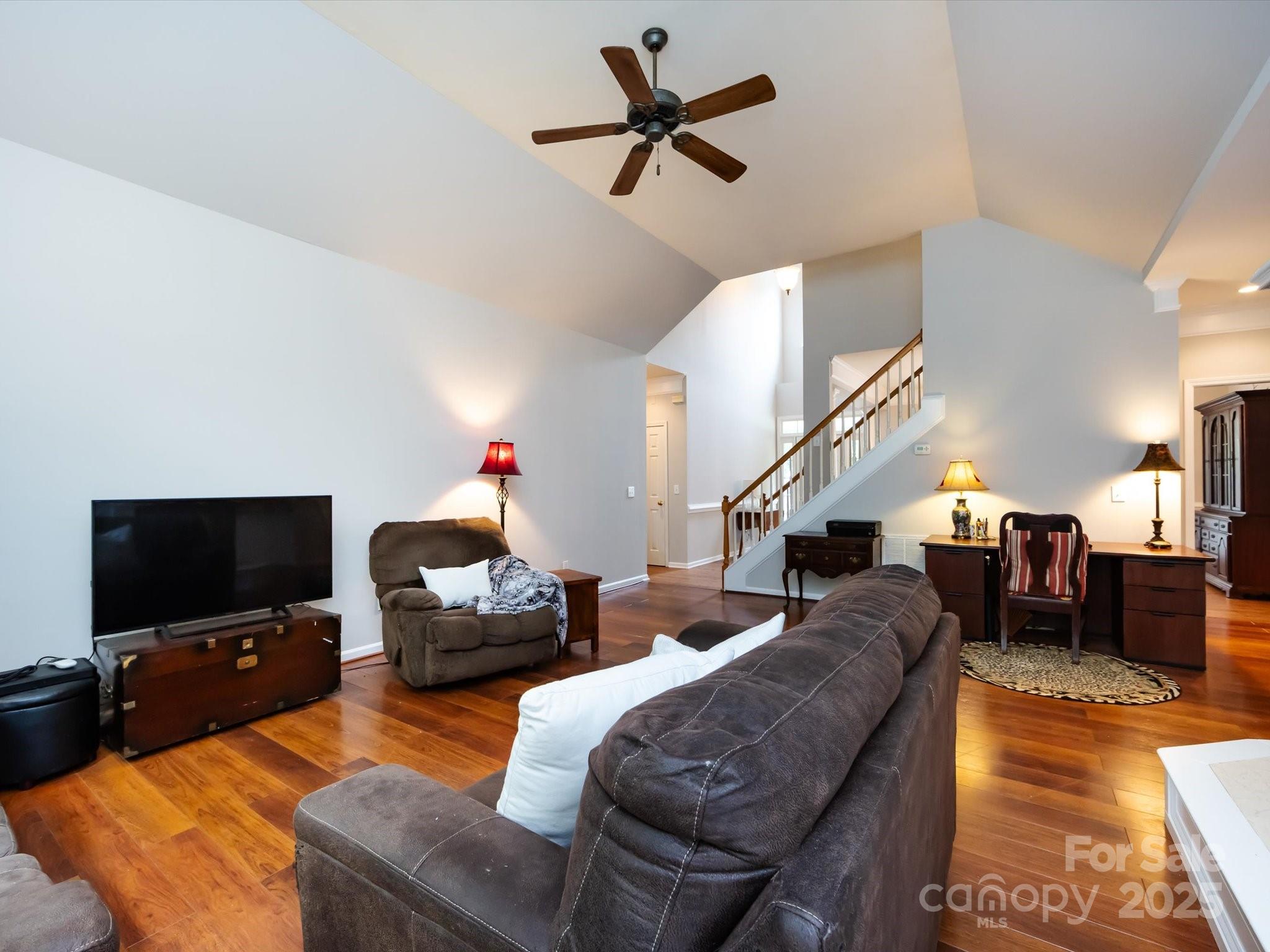 1423 Piper Court
